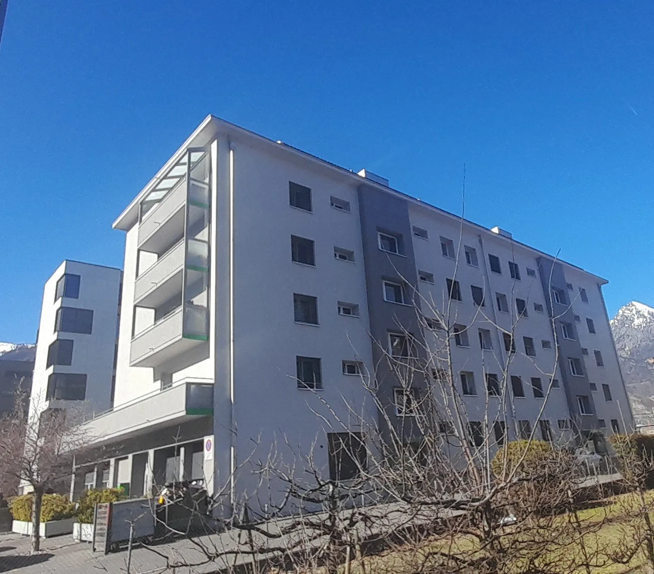 Zu vermieten! Ein schönes 4-Zimmer-Apartment, nahe dem Bahnhof in Martigny!