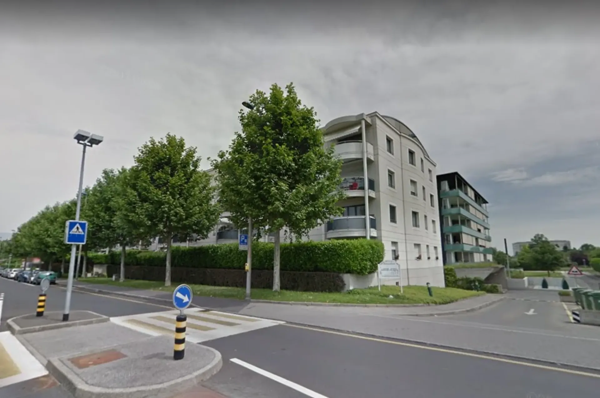 Plan-les-Ouates - Innenparkplatz