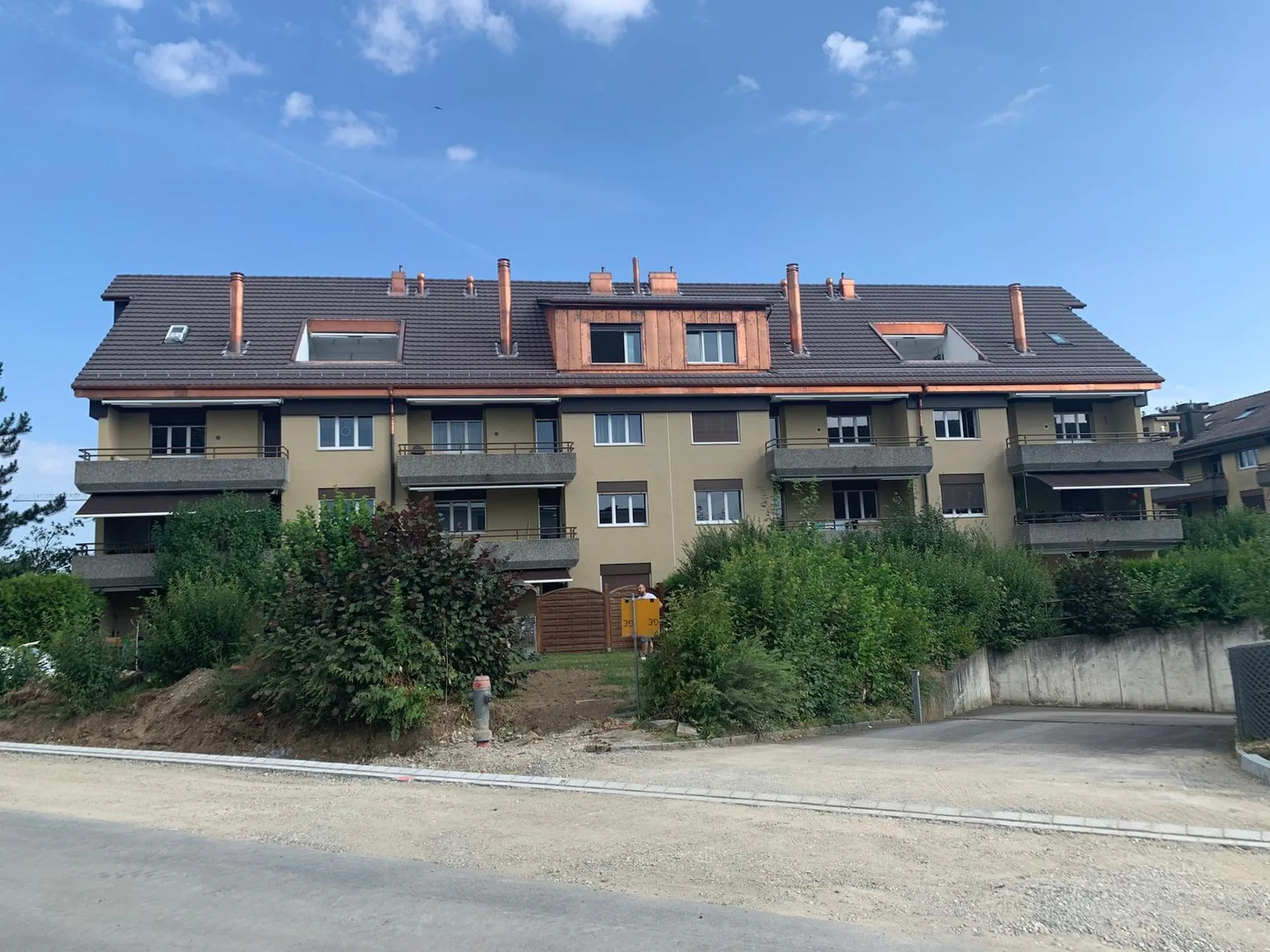 Helle 4.5-Zimmer-Wohnung mit Balkon in ruhiger Lage – Höri ZH