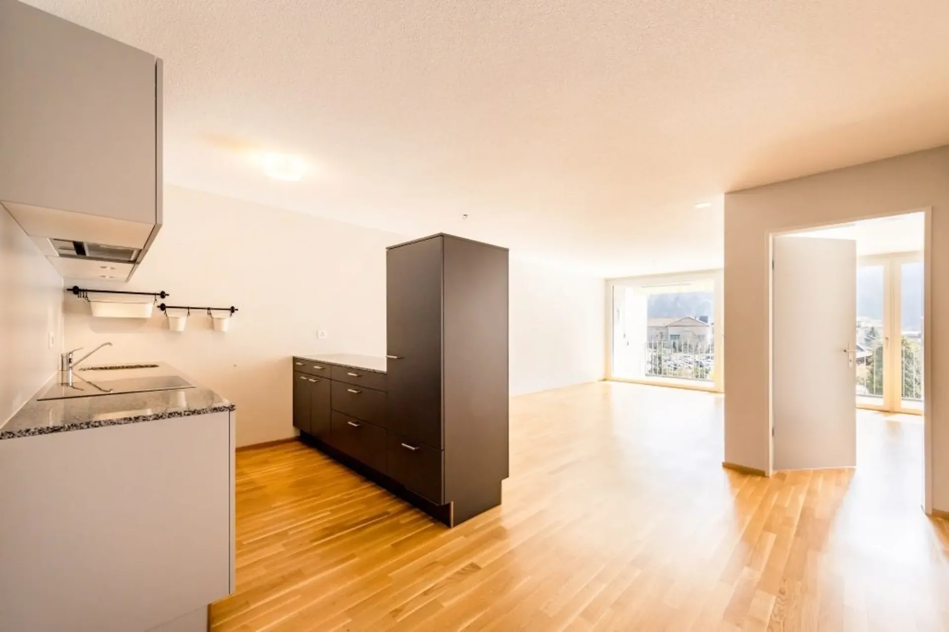 Attraktive 2.5-Zimmerwohnung in Unterseen