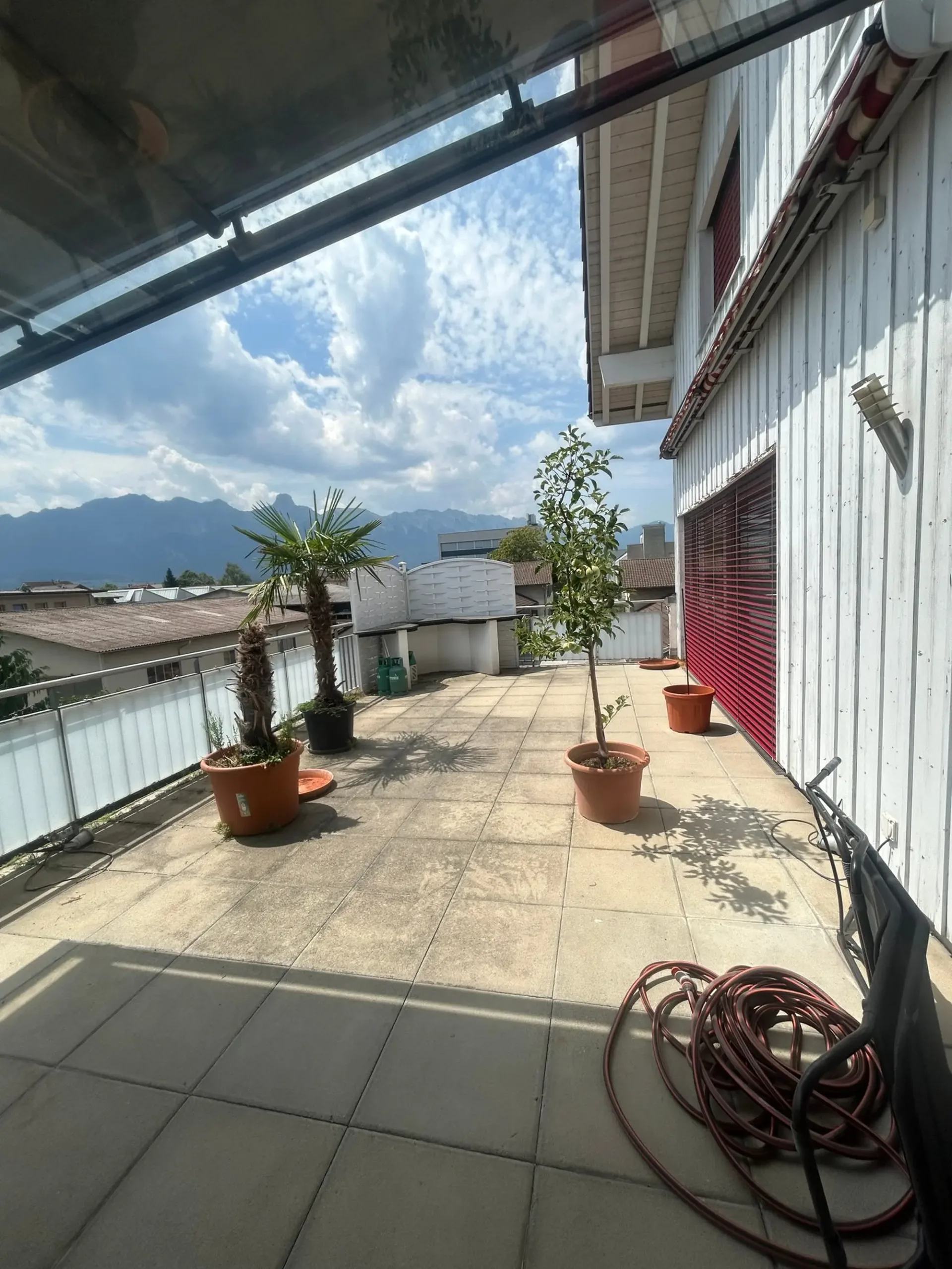 Charmante 4.5-Zimmer-Maisonette-Wohnung mit Bergblick in Thun