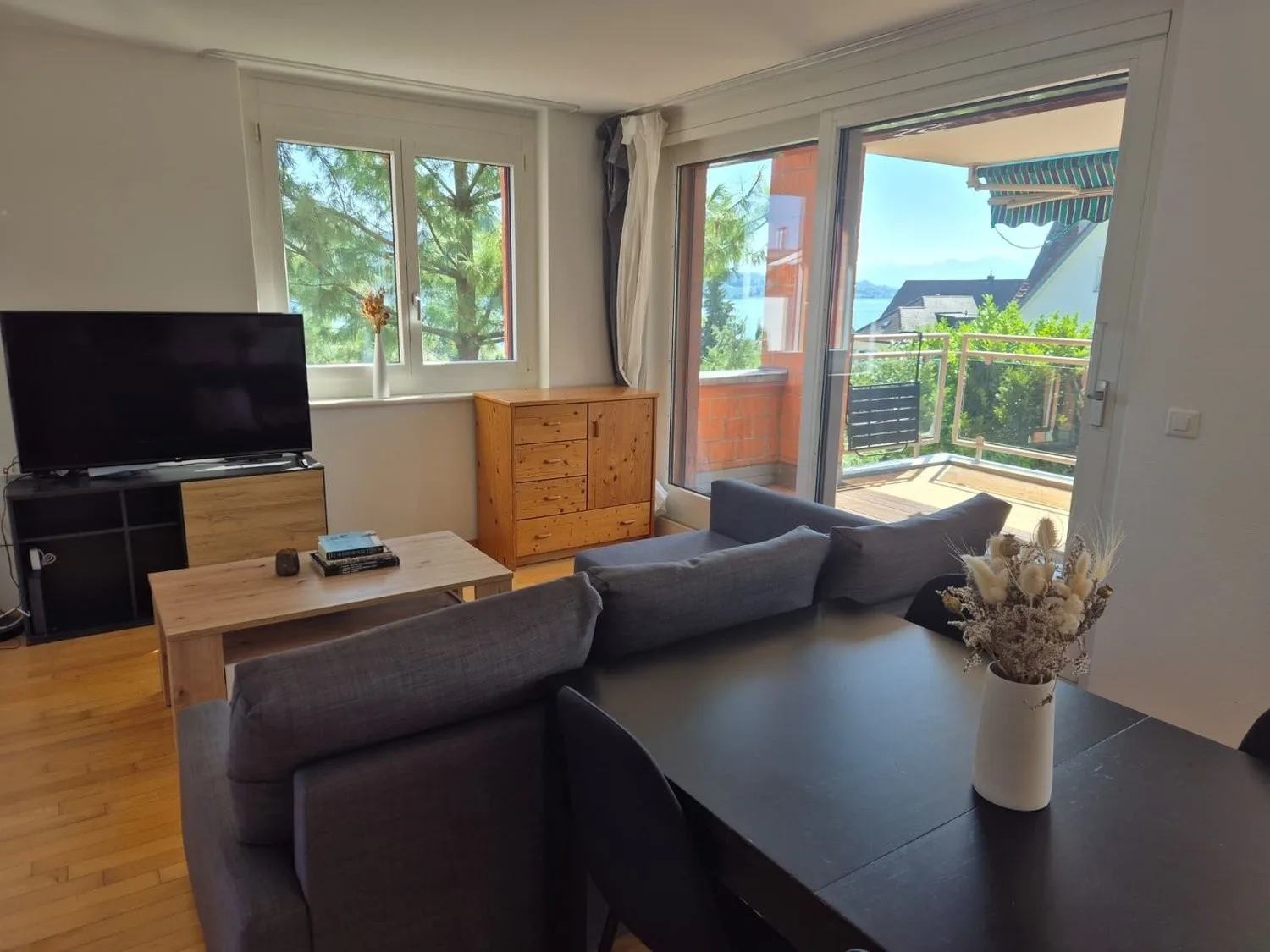 2½ ZI-WOHNUNG IN RÜSCHLIKON (ZH), MÖBLIERT, TEMPORÄR