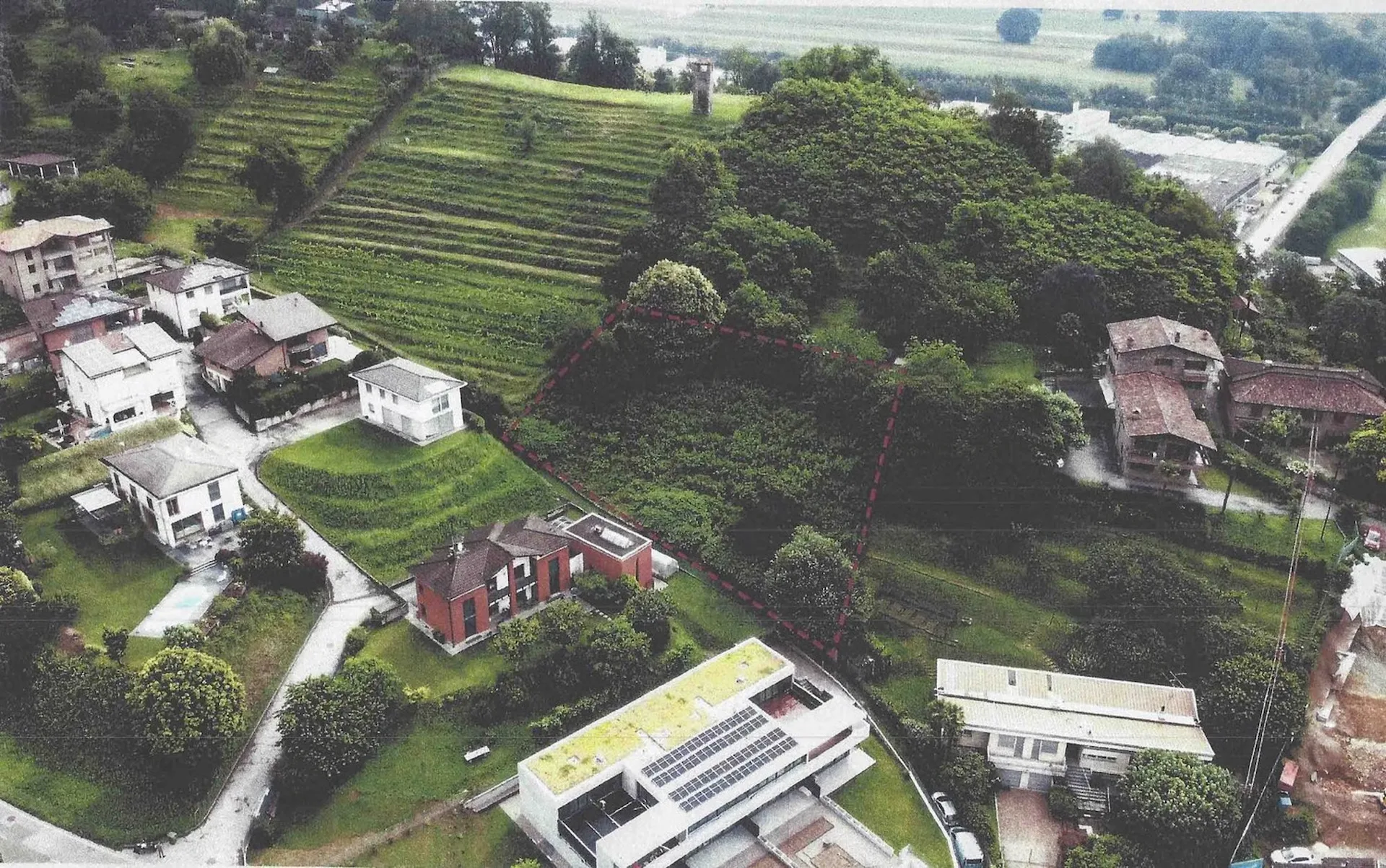 Baugrundstück mit Baugenehmigung in Bioggio
