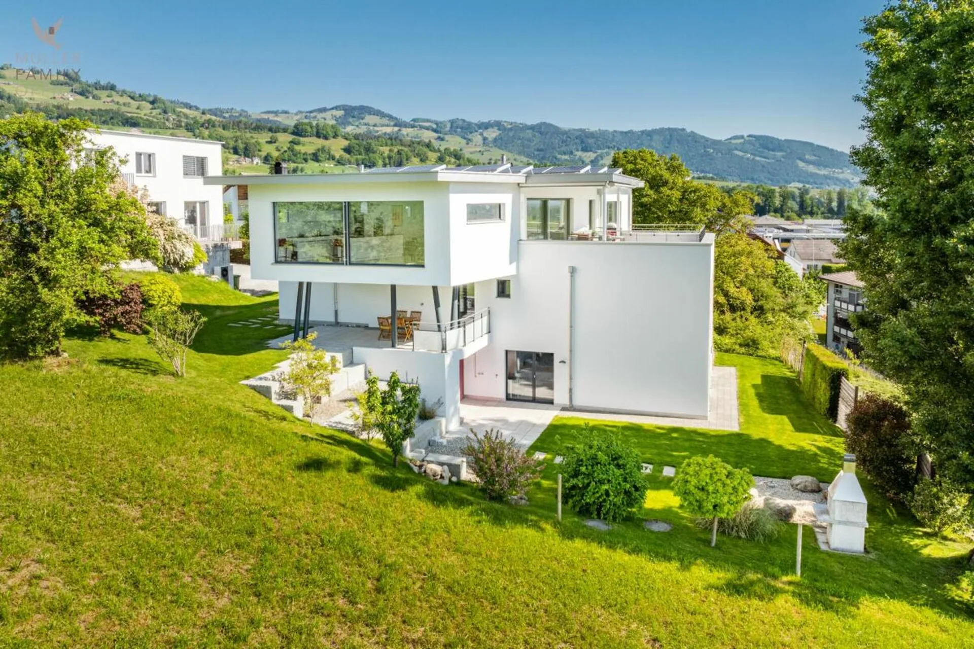 Exklusives 6 1/2 Zimmer-Einfamilienhaus mit hochwertiger Ausstattung