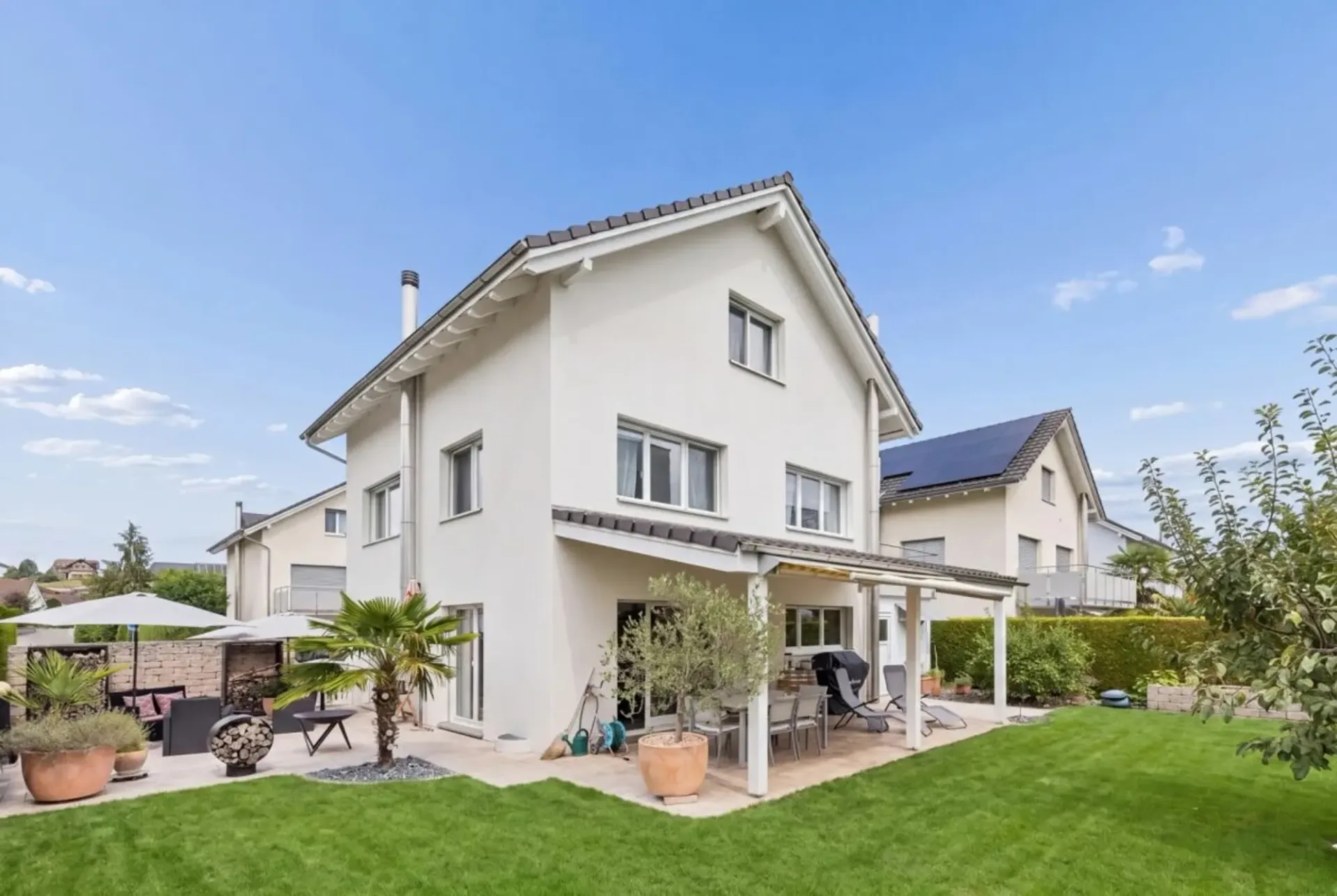 Familienfreundliches 6-Zimmer-Einfamilienhaus mit Garten