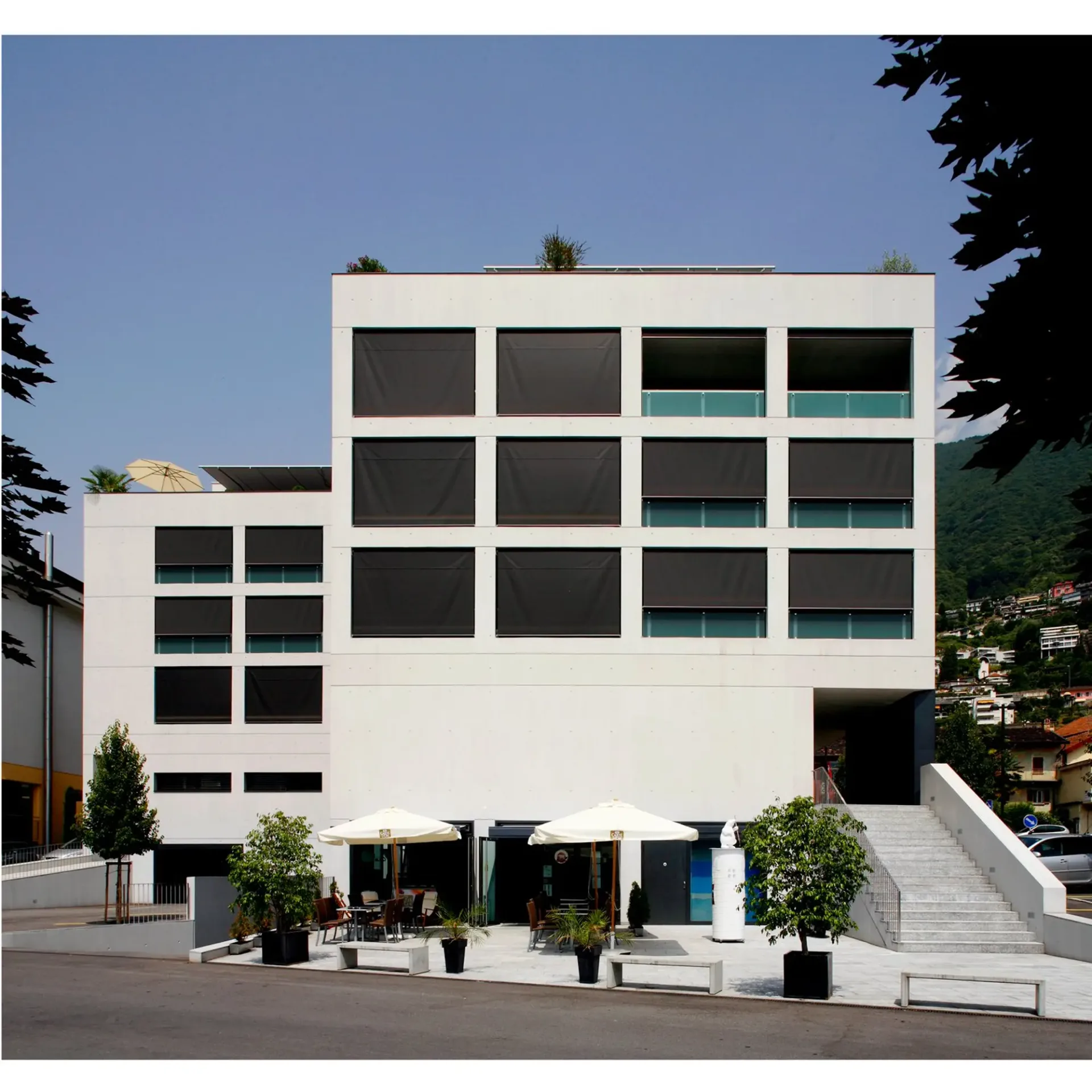 Werkstatt / Einzimmerwohnung / Büro