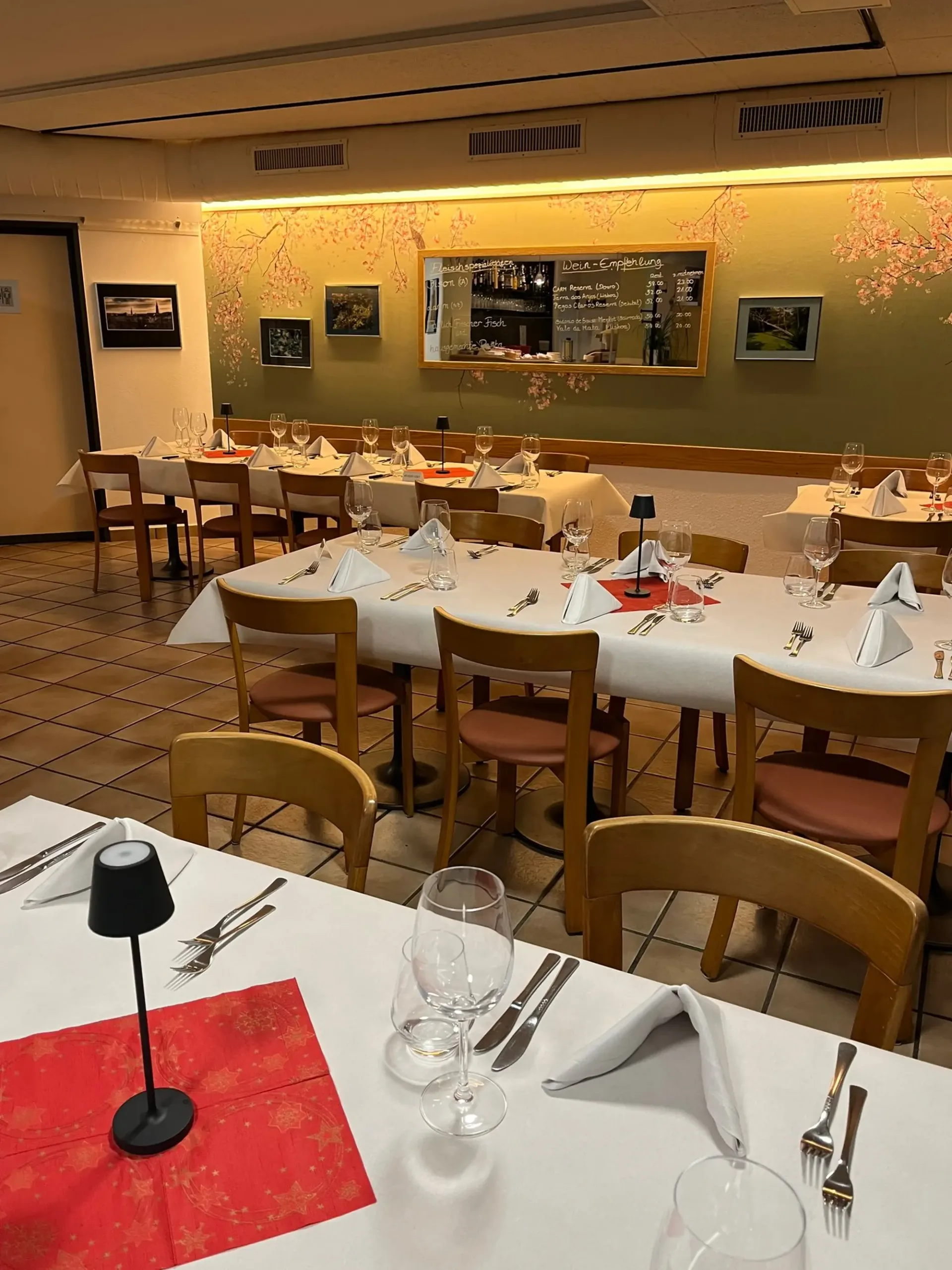 Attraktives Restaurant mit 120 m² in ruhiger Lage von Herrenschwanden