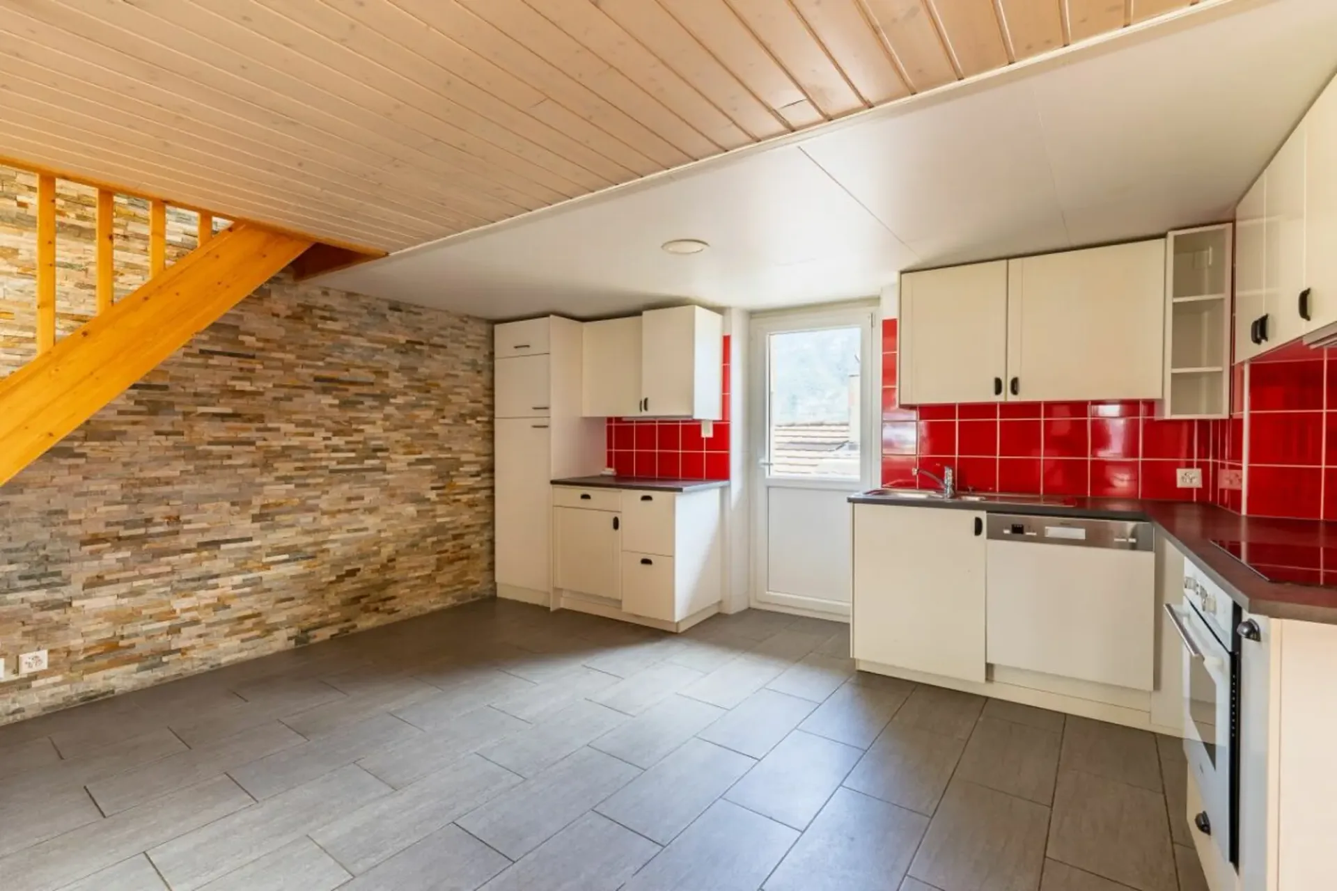Ein Haus, 2 Apartments und RENDITE!