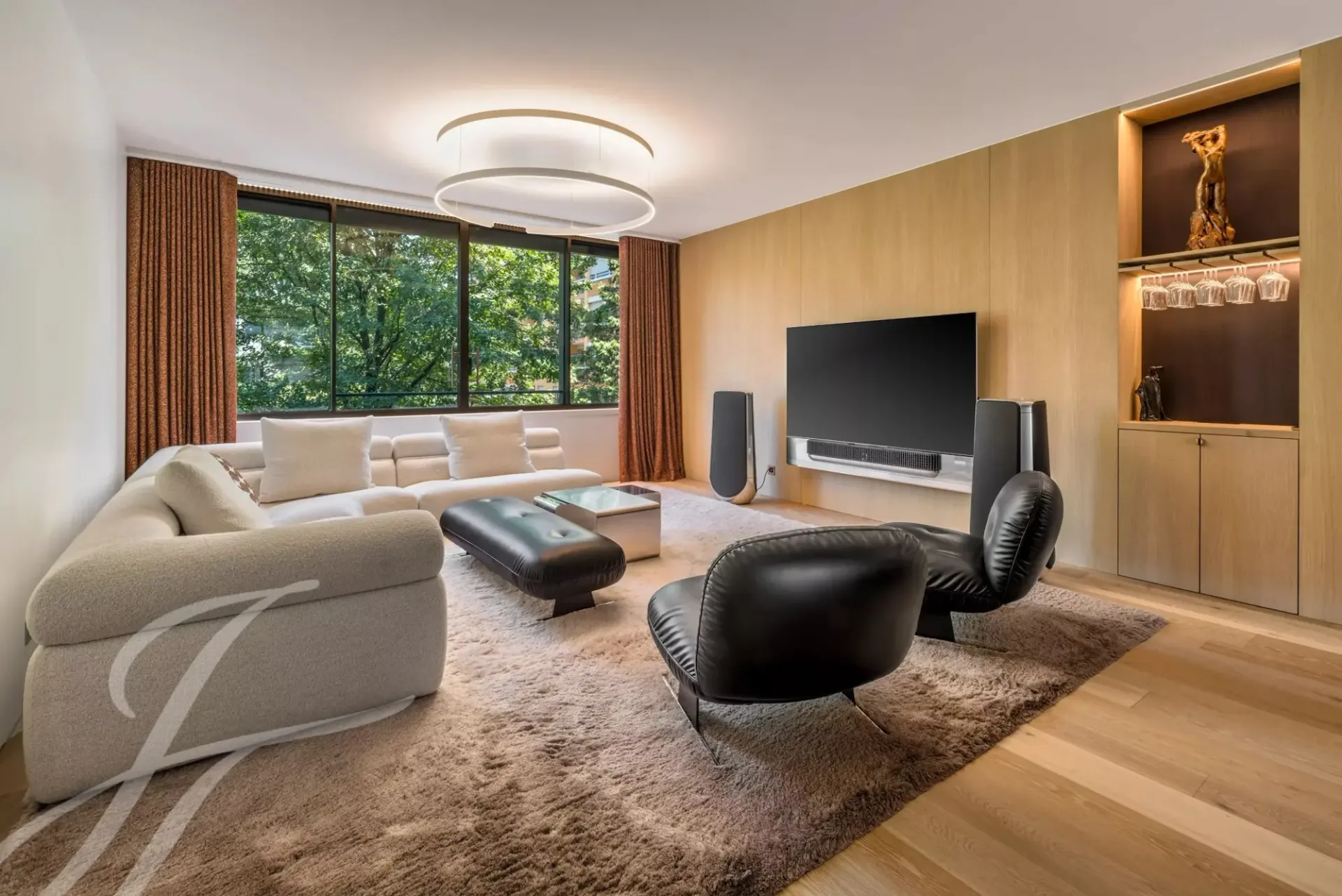 EXCLUSIVE / Eaux-Vives - Contemporary elegance in the heart of Geneva