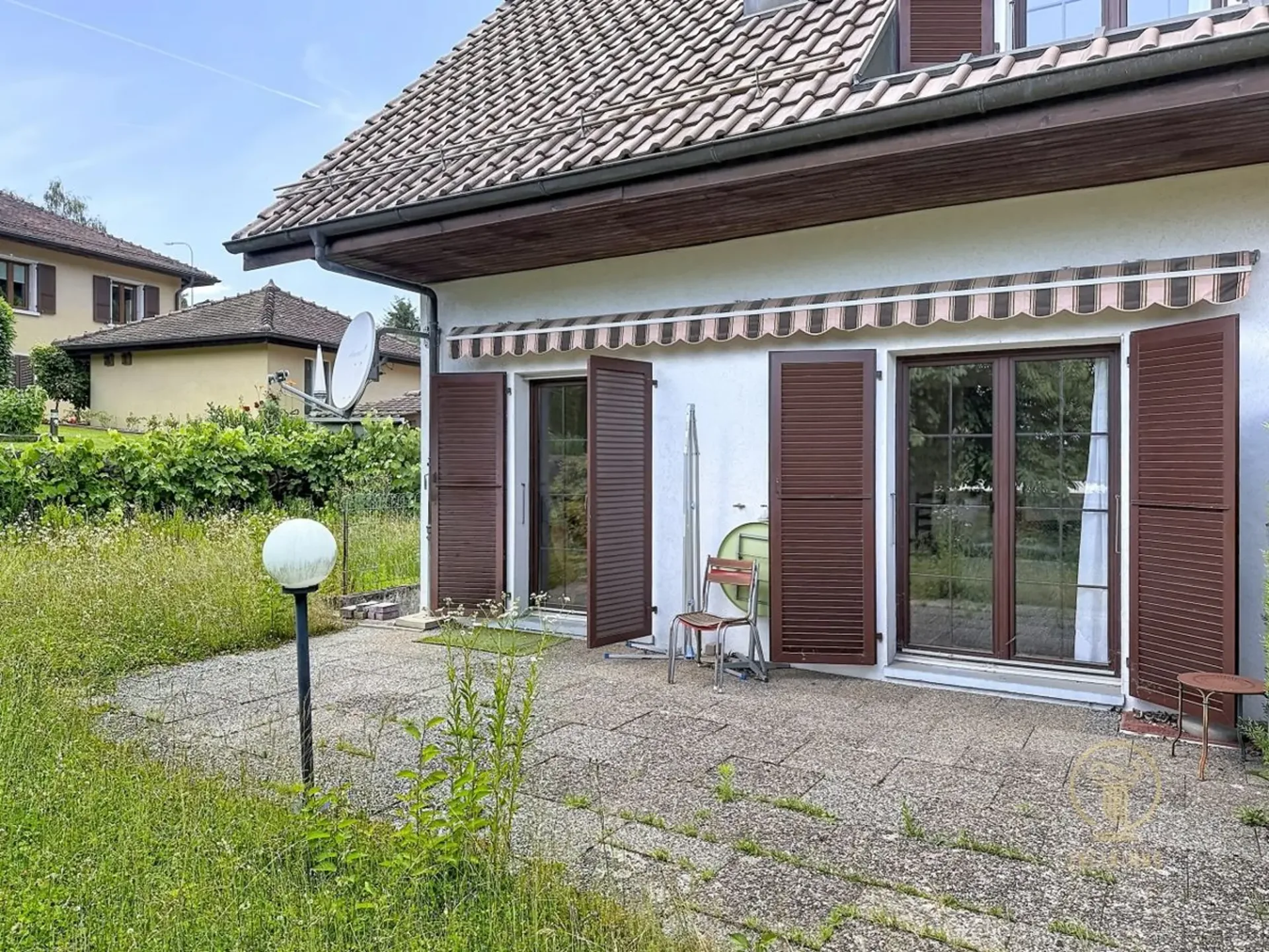 LE MONT-SUR-LAUSANNE - Doppelhaus zum Verkauf mit Garten und Garage-Box