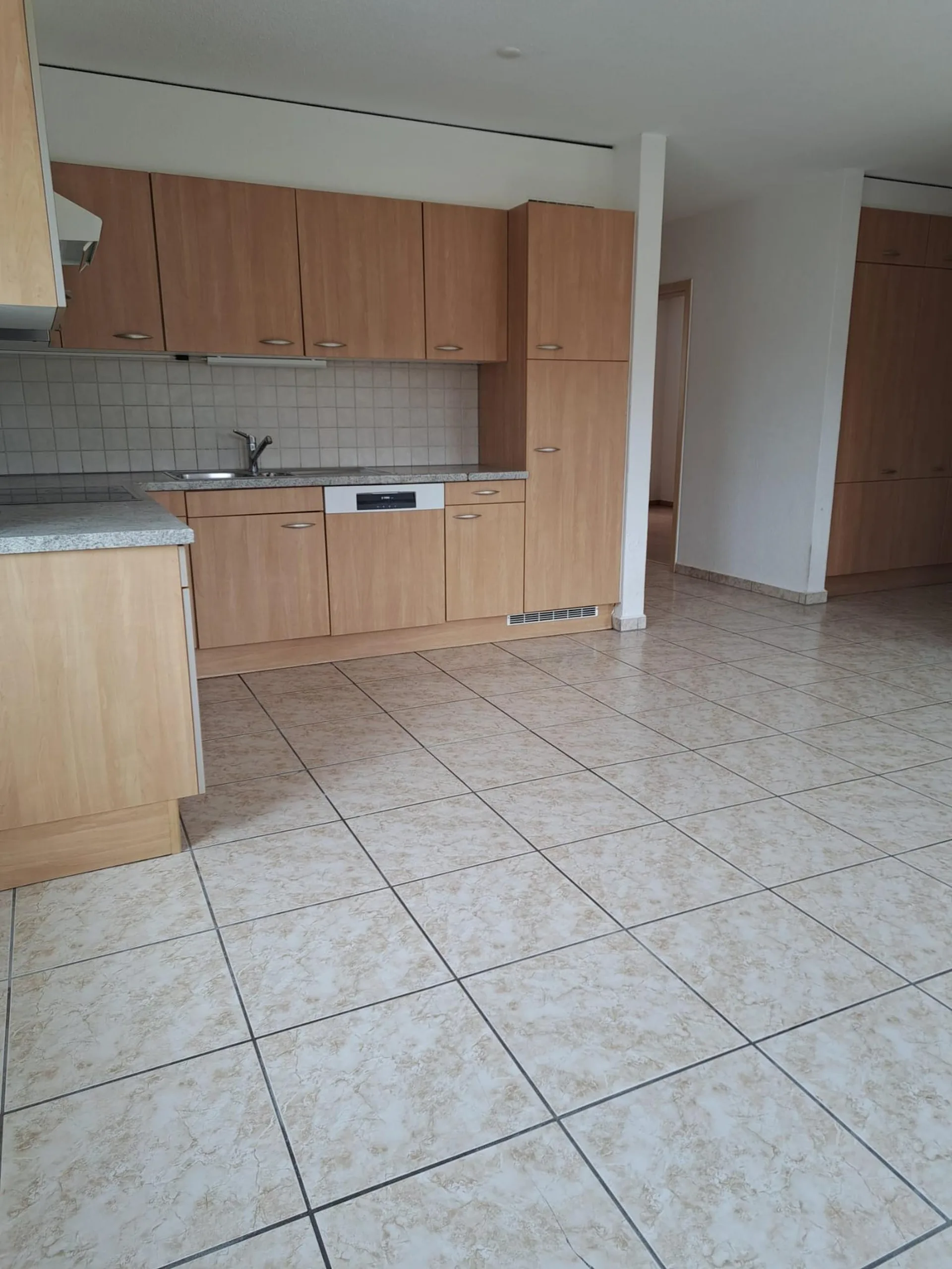 2 Monate Miete kostenlos: Schönes 3-Zimmer-Apartment mit Garten in Le Locle
