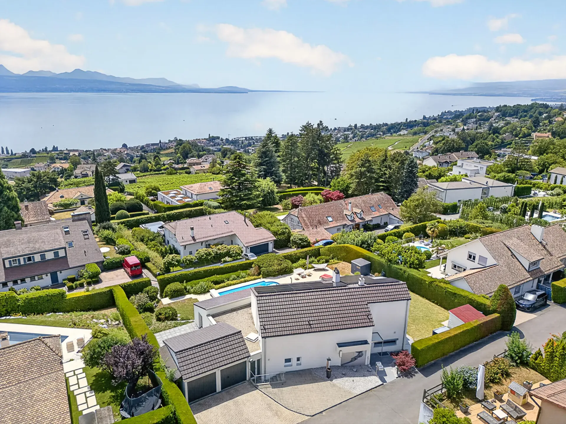 Magnificent property in a prestigious neighborhood of Lutry, with lake view