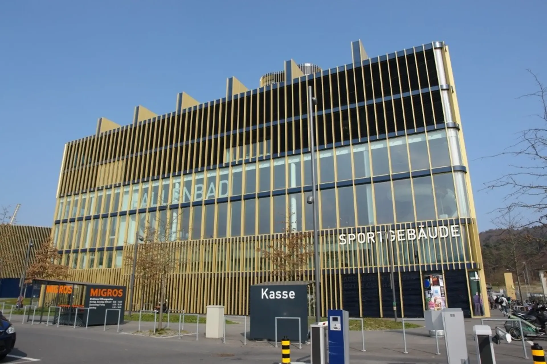 Attraktive Gewerbefläche im Sportgebäude Luzern