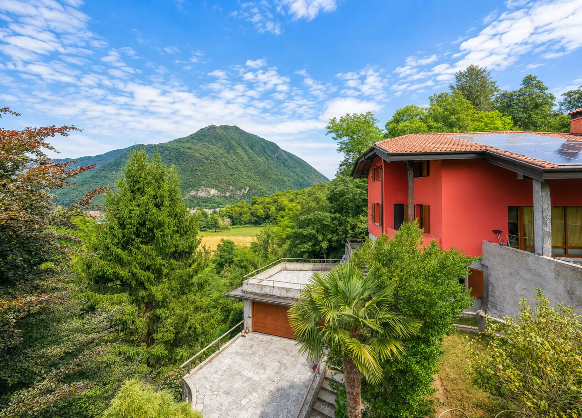 Unabhängige Villa in Laveno