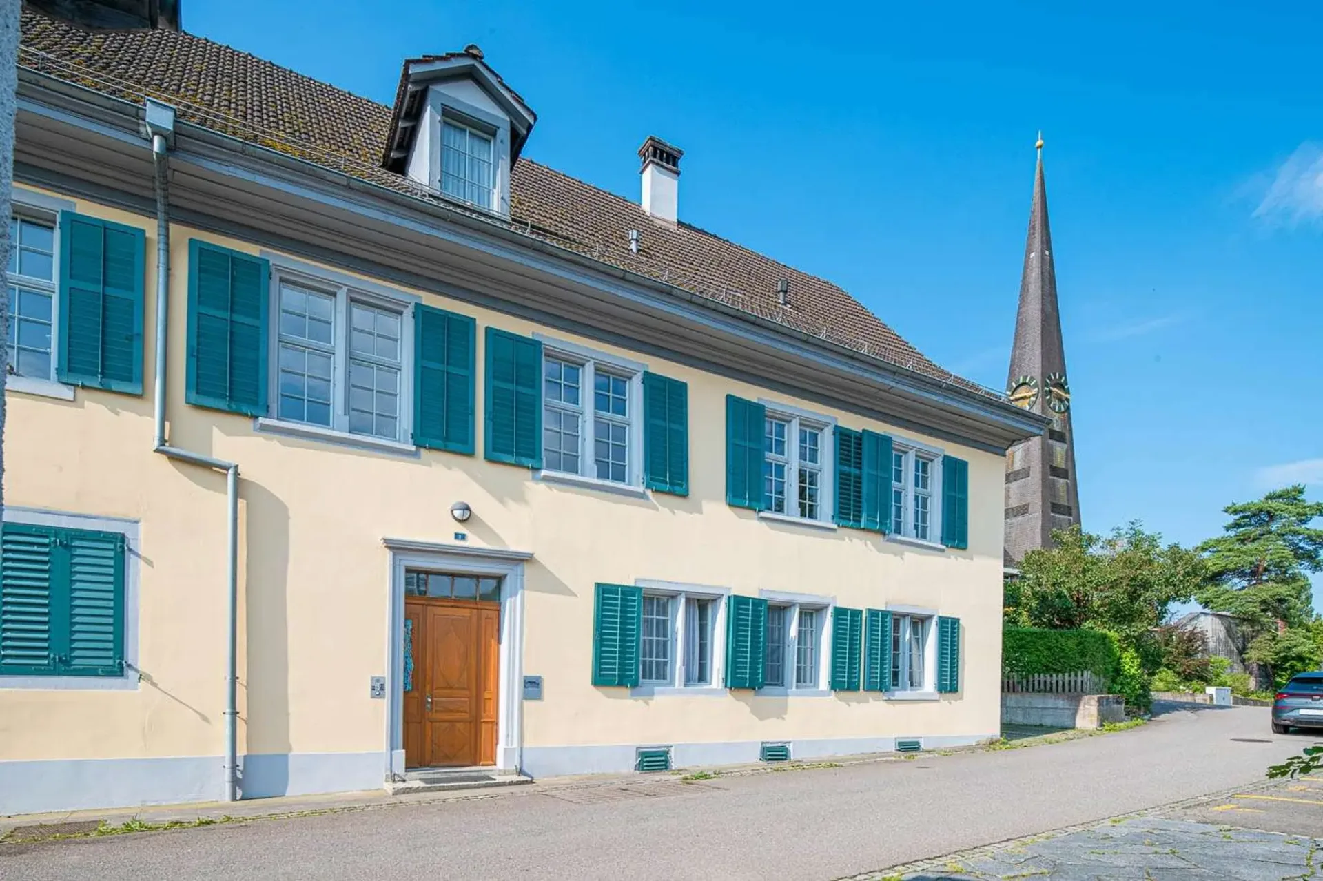 Wohnen mit Geschichte ? 4.5-Zimmer-Wohnung in Trüllikon