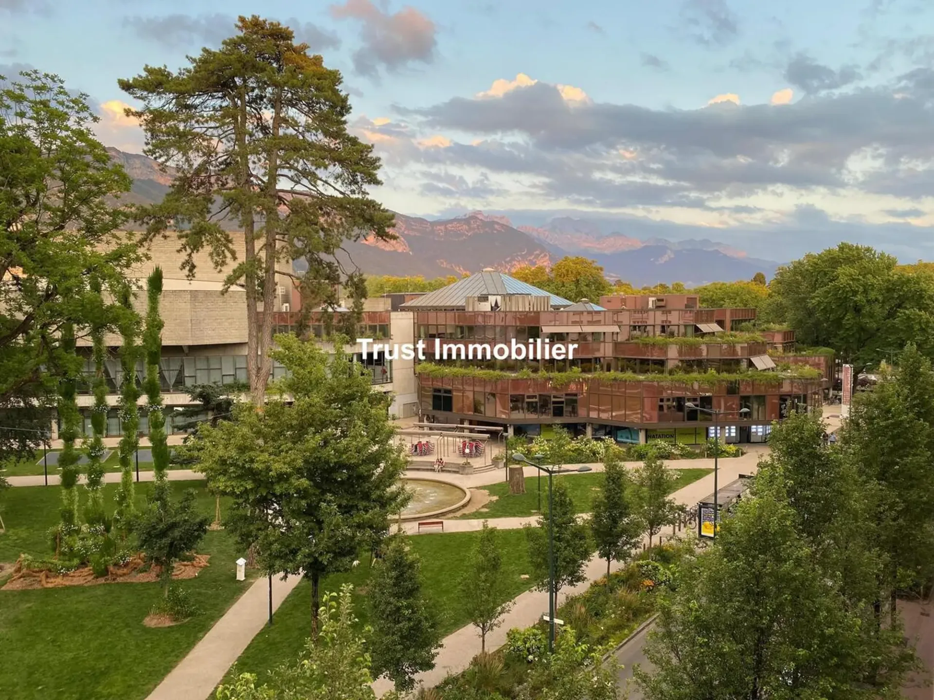 4048. Appartement lumineux de 77 m² au coeur d'Annecy