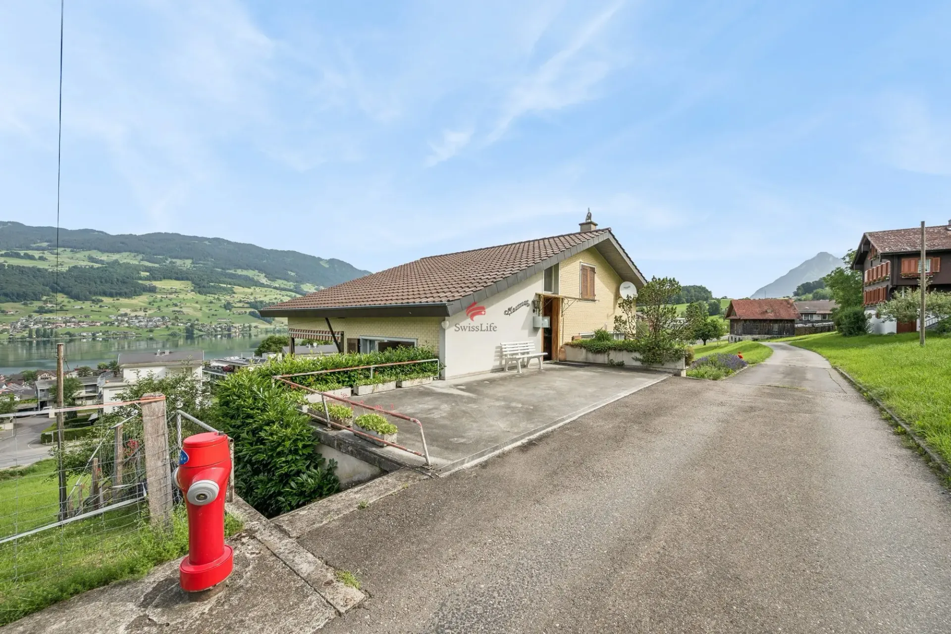 Wohnen mit Aussicht - Einfamilienhaus mit unverbaubarer Seesicht