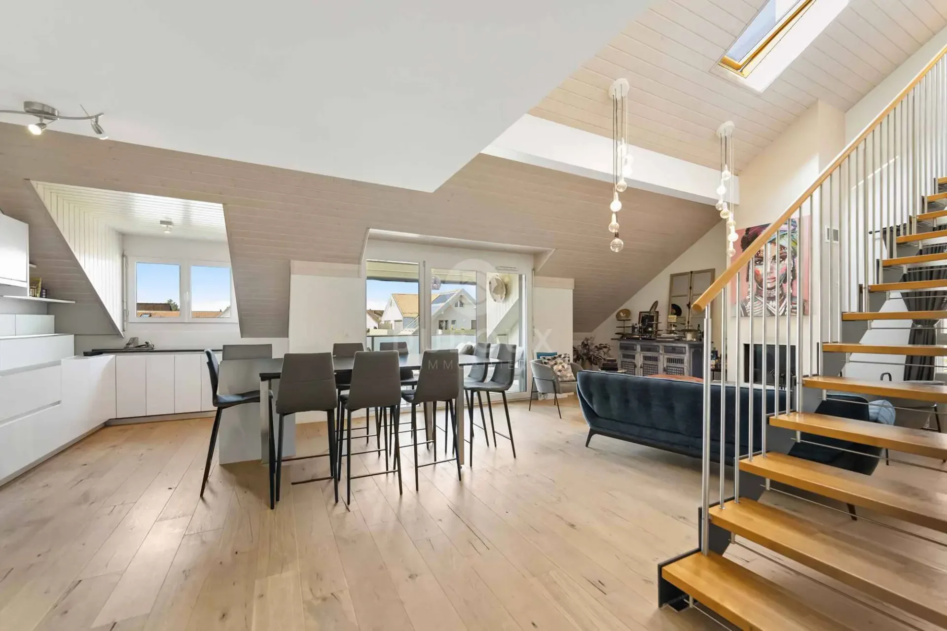 MAGNIFIQUE APPARTEMENT EN DUPLEX DE 5 PCS AU CUR DE GLAND