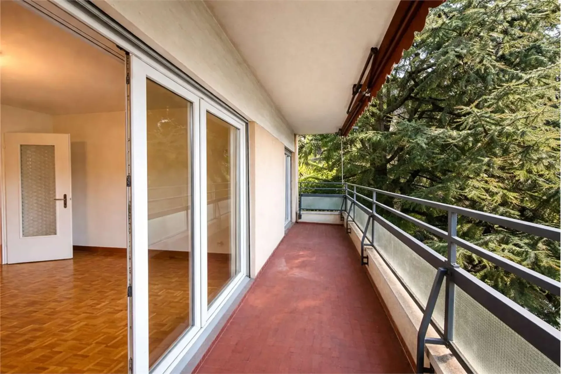 Wohnung mit 4 Zimmern in Viganello