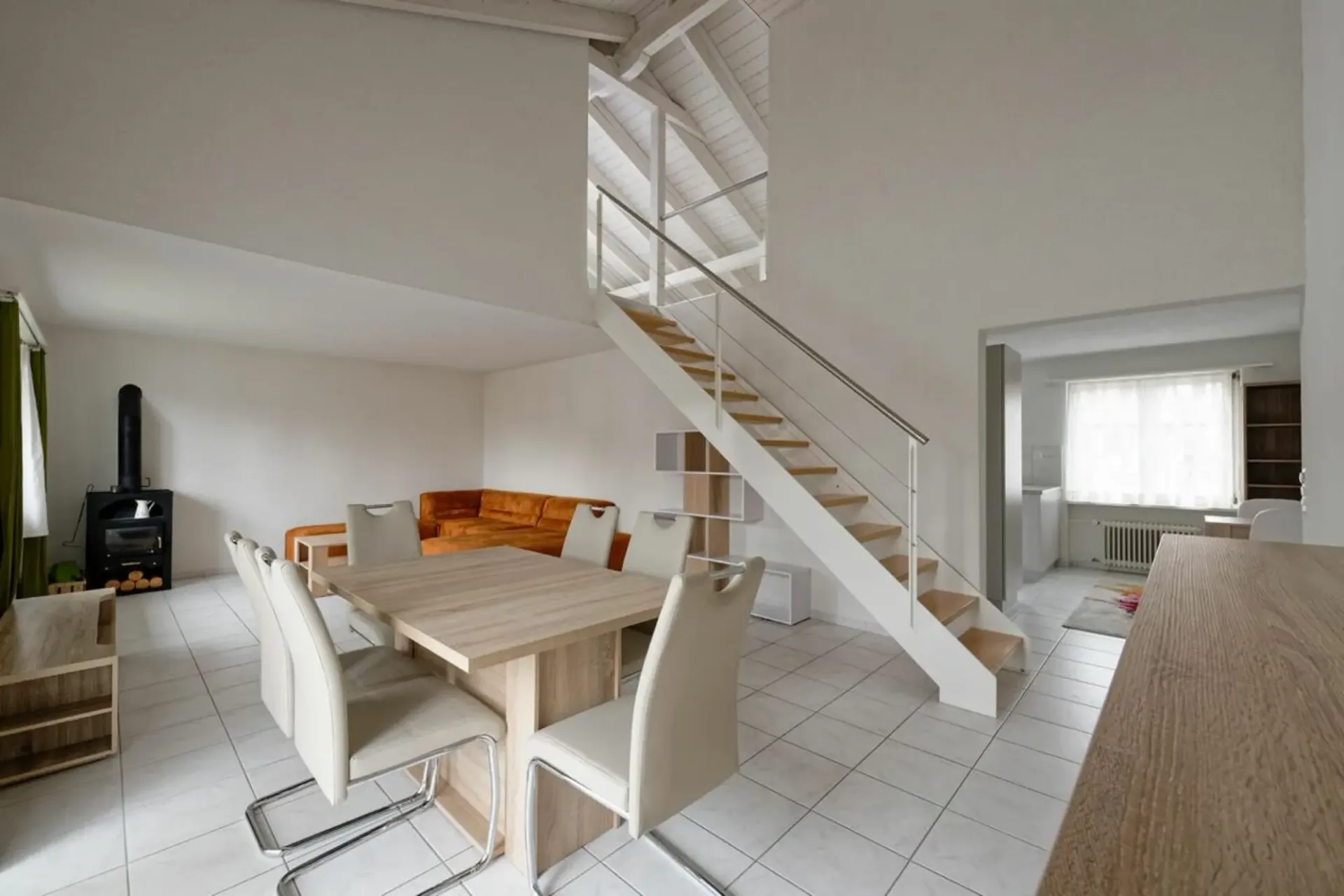 4.5 Zimmer Wohnung in Aarau für junges Paar oder Einzelperson mit Katze