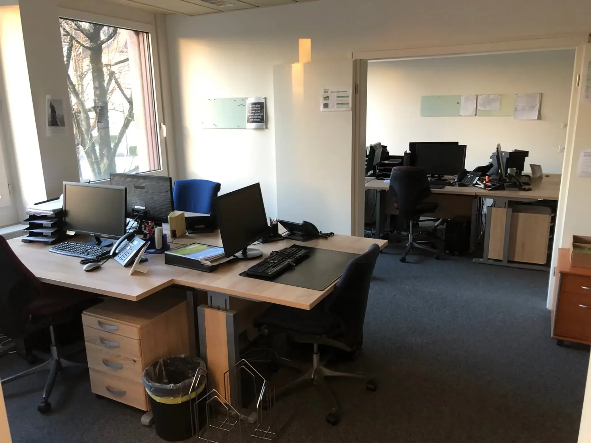 zentral gelegene Büro-Praxisräume ab 40-130m2