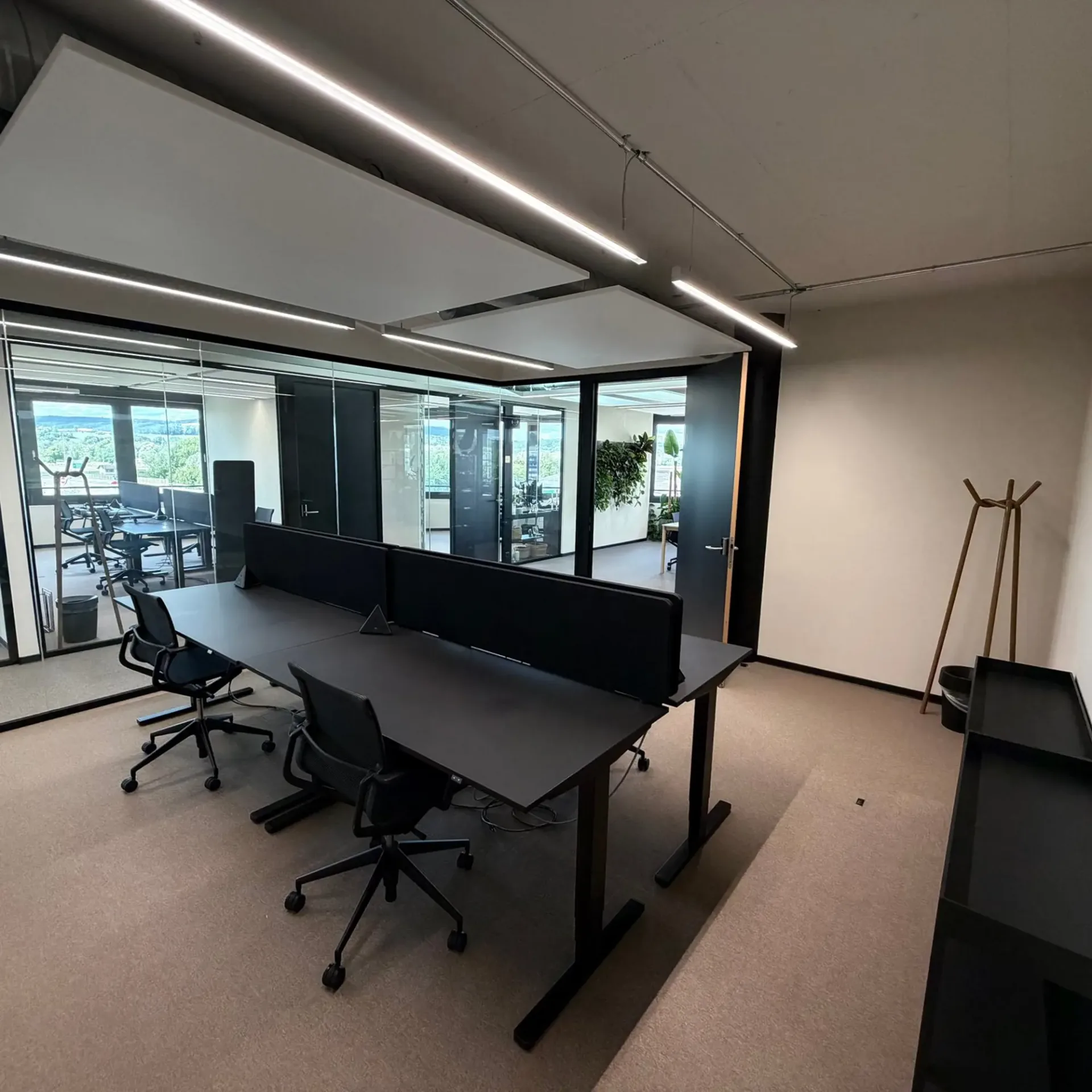 Vollmöbliertes 4er - Büro (All-inclusive Services)
