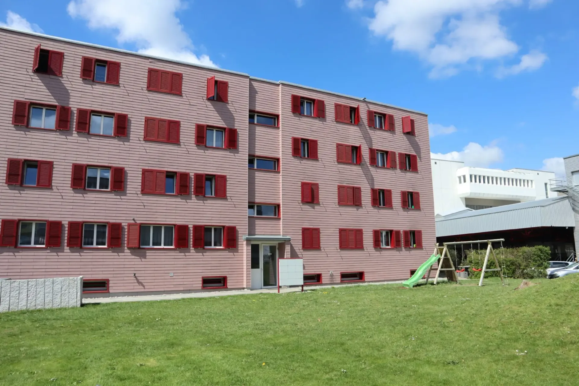 Modernes Zuhause mit optimaler Verkehrsanbindung!