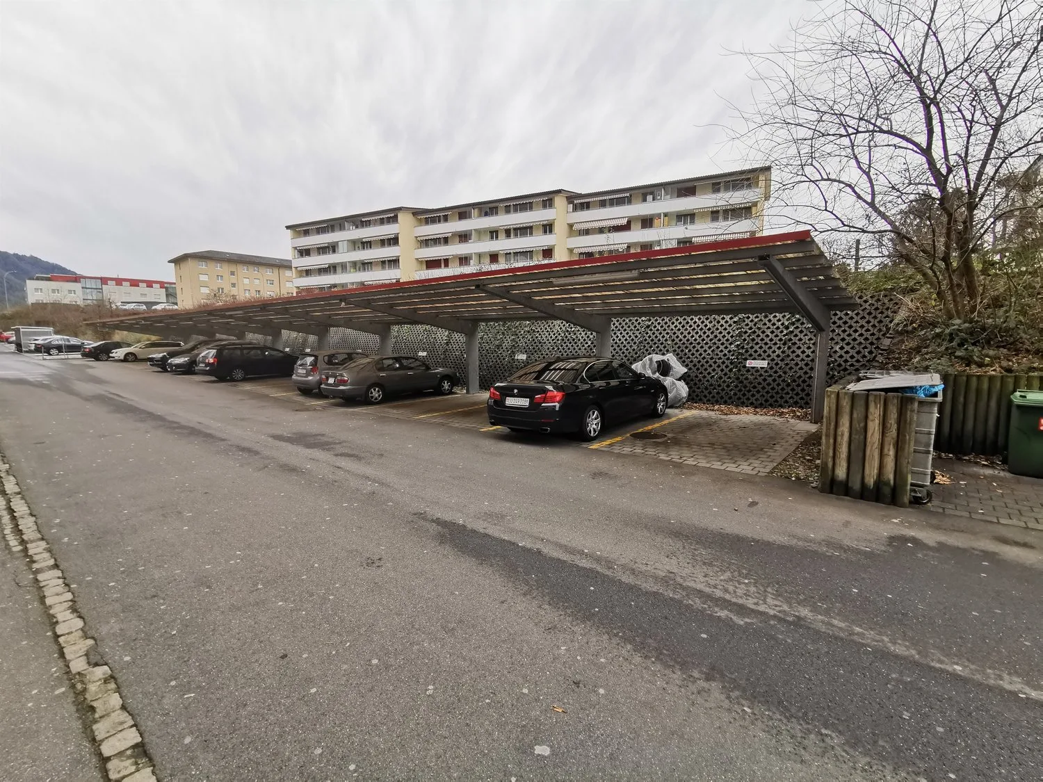 N'avez-vous pas de place de parking pour votre voiture?