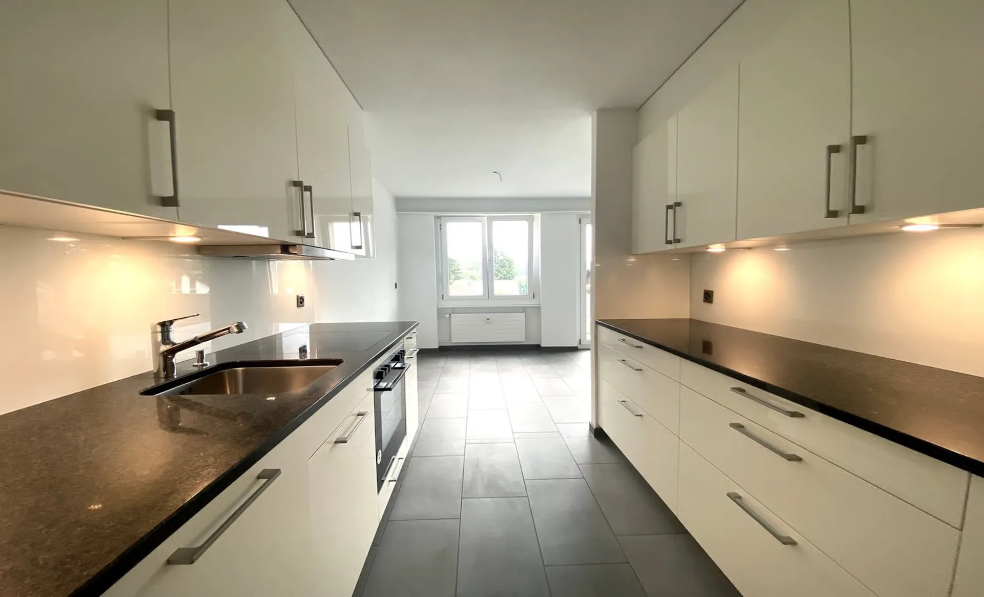 Appartement moderne 3.5 pièces à Kleindöttingen/Böttstein