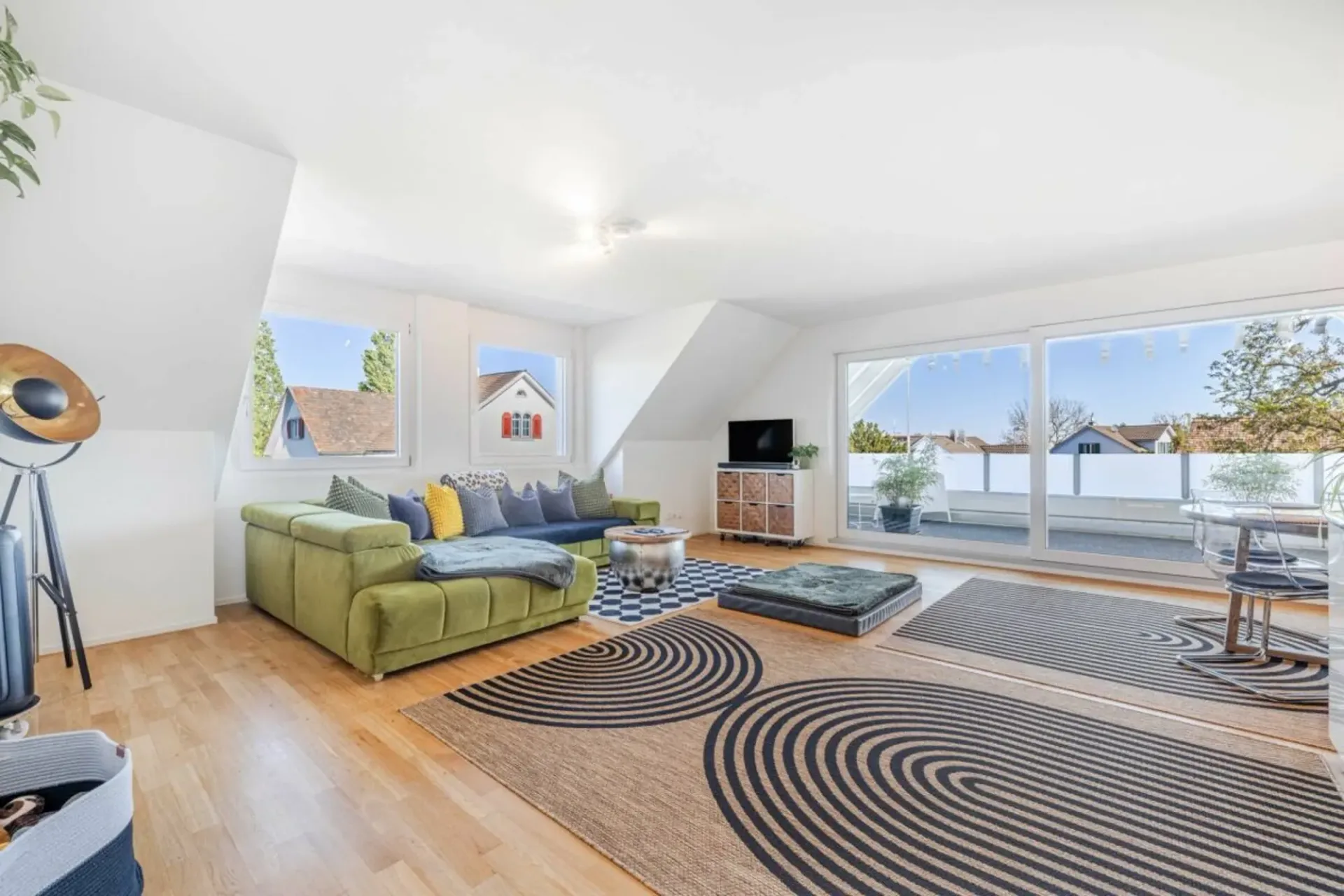 Living comfortably above the rooftops of Bottighofen