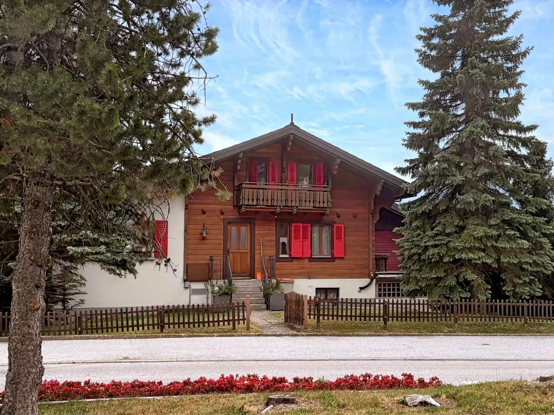 Crans-Montana (Bluche) - Historic 1924 chalet with independent annexe