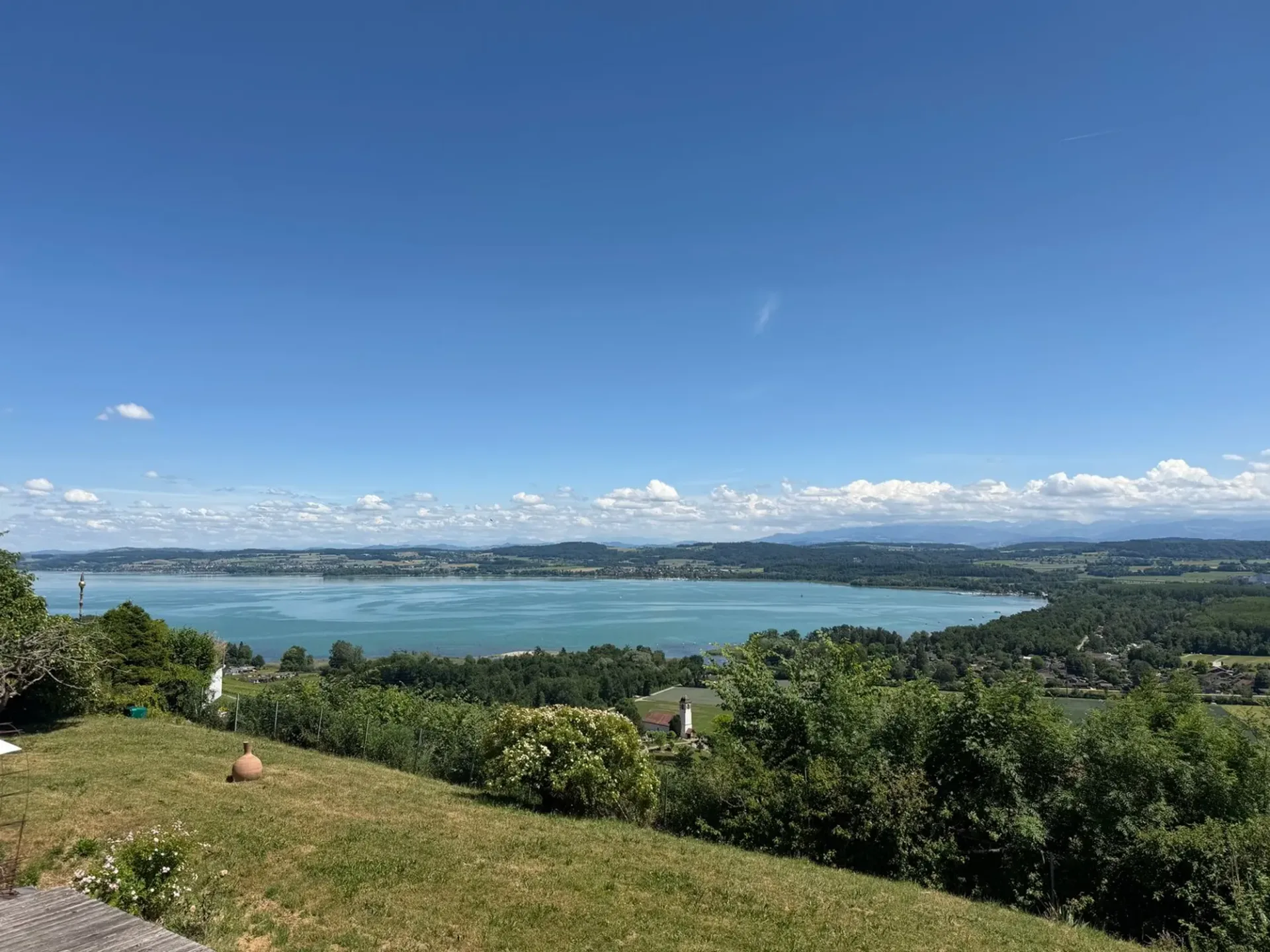 Bellerive – Vier moderne Villen mit Panoramablick auf den Murtensee