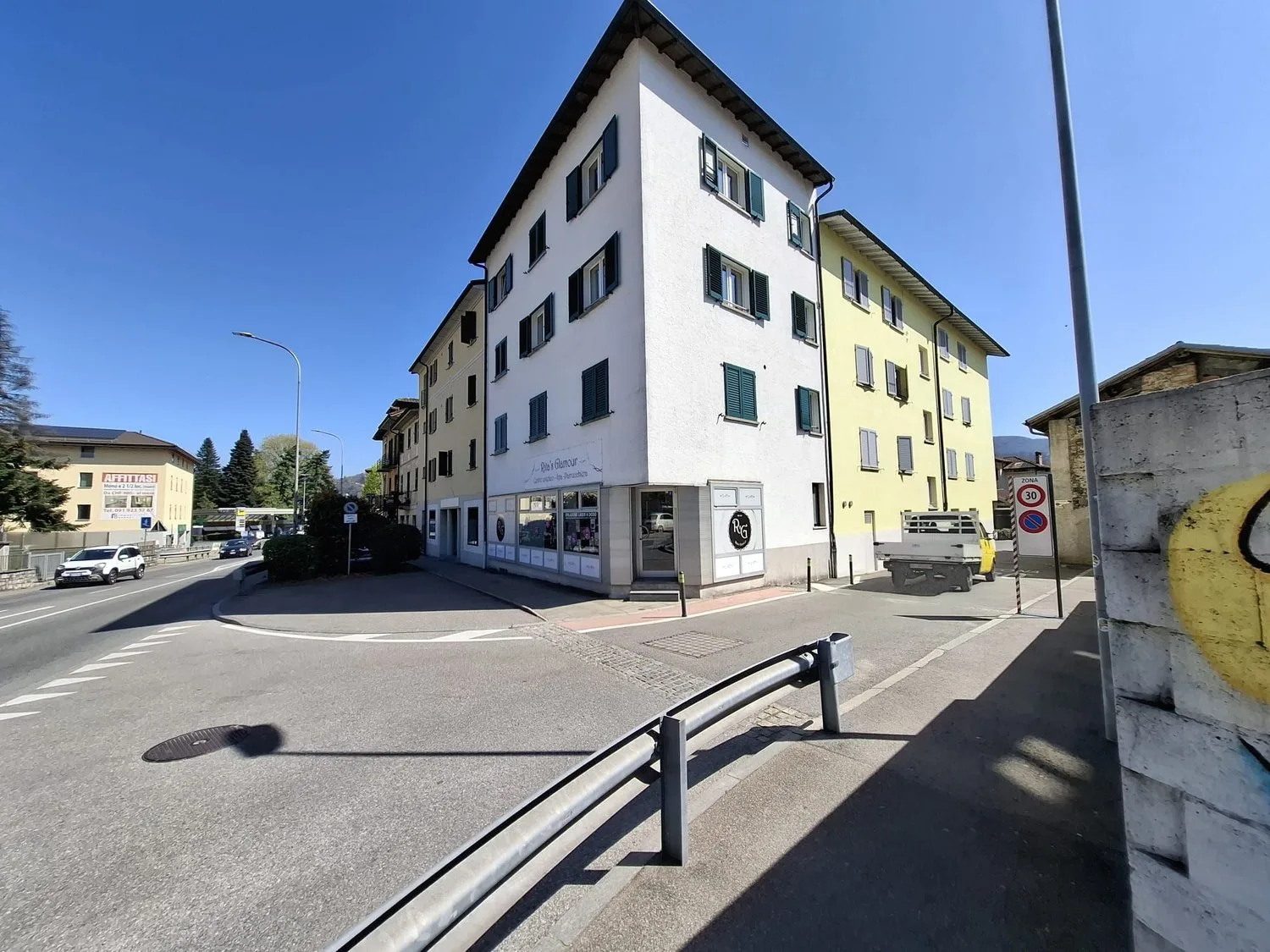 Fantastisches Anwesen in Magliaso, Kanton Tessin - Einnahmeobjekt