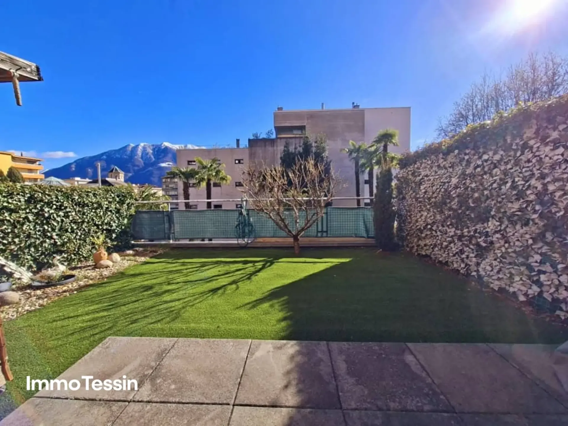 LOCARNO-MURALTO : Appartement de vacances parfait près de la promenade du lac avec jardin privé dans un emplacement idéal entre le lac et le centre-ville