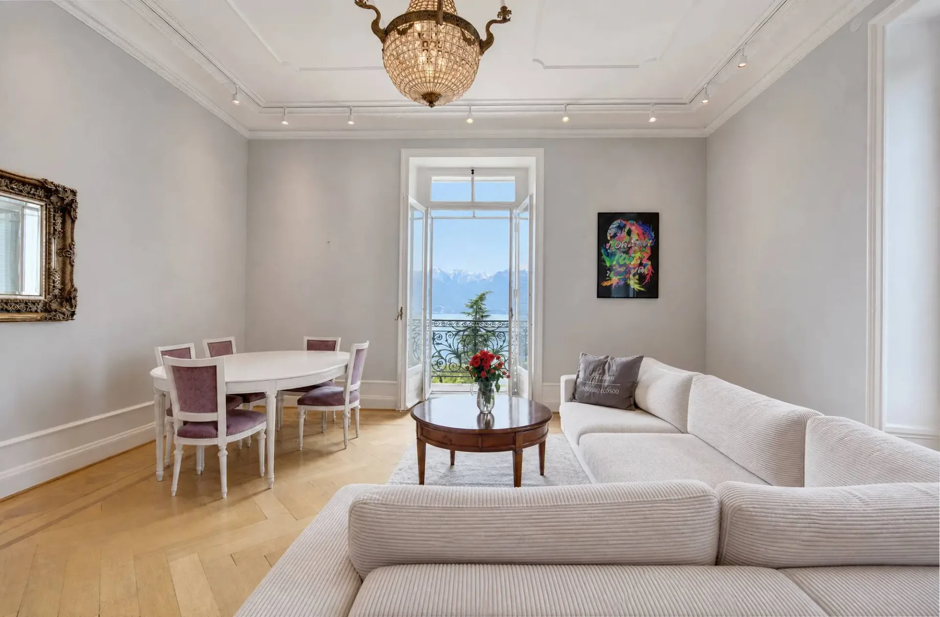 Ein charmantes Appartement in einem alten Palast an der Riviera