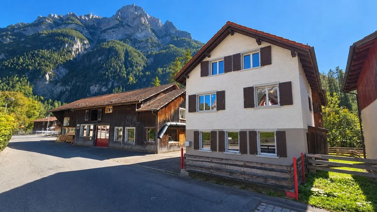 HEIMELIGES ZUHAUSE DIREKT AM LAUSCHIGEN BACH