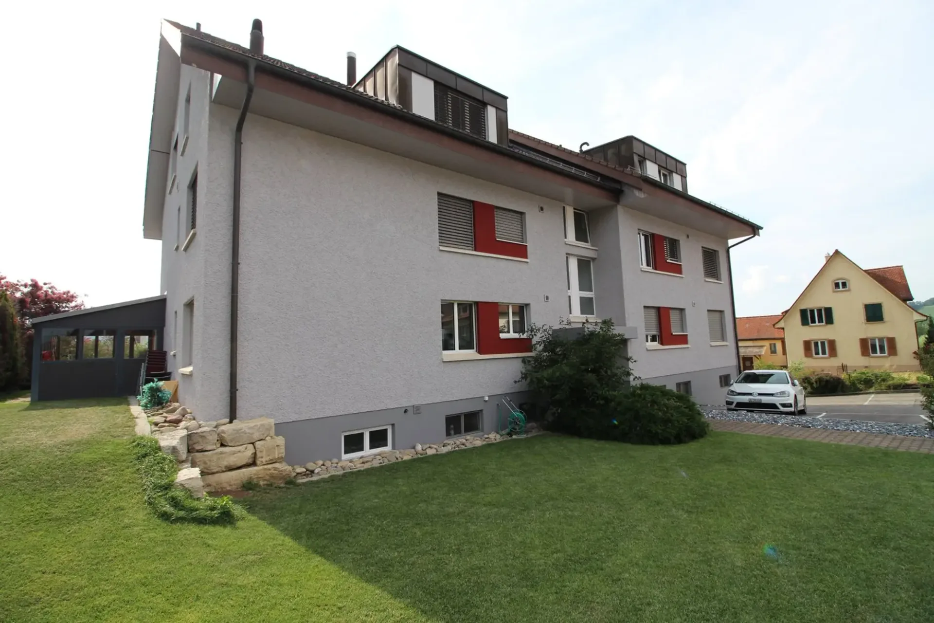 Wunderschöne 3.5-Zimmerwohnung mit schöner Aussicht