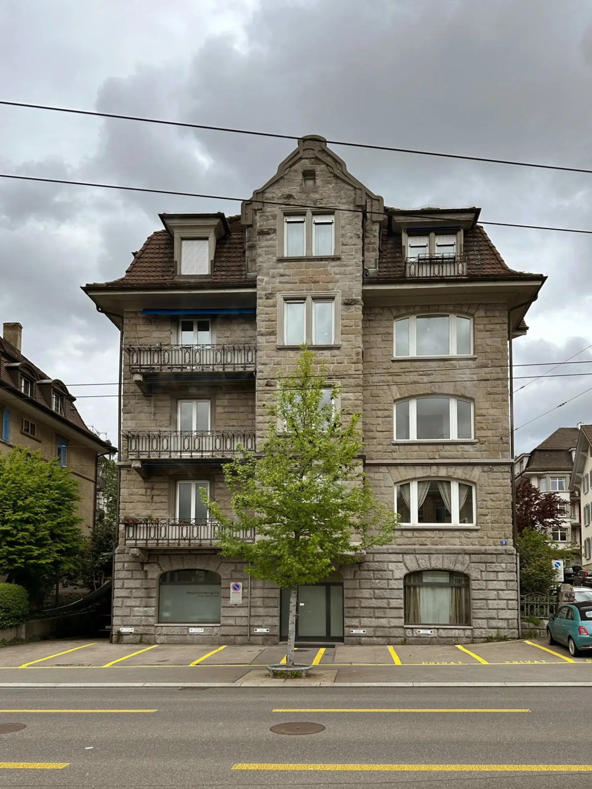 Stilvoll möblierte 1.5-Zimmer-Wohnung nahe Schaffhauserplatz