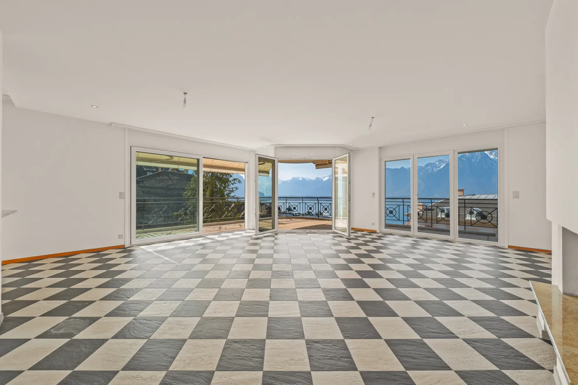 Ein Balkon am Genfersee - Geräumige 5,5 Zimmer von 166 m²