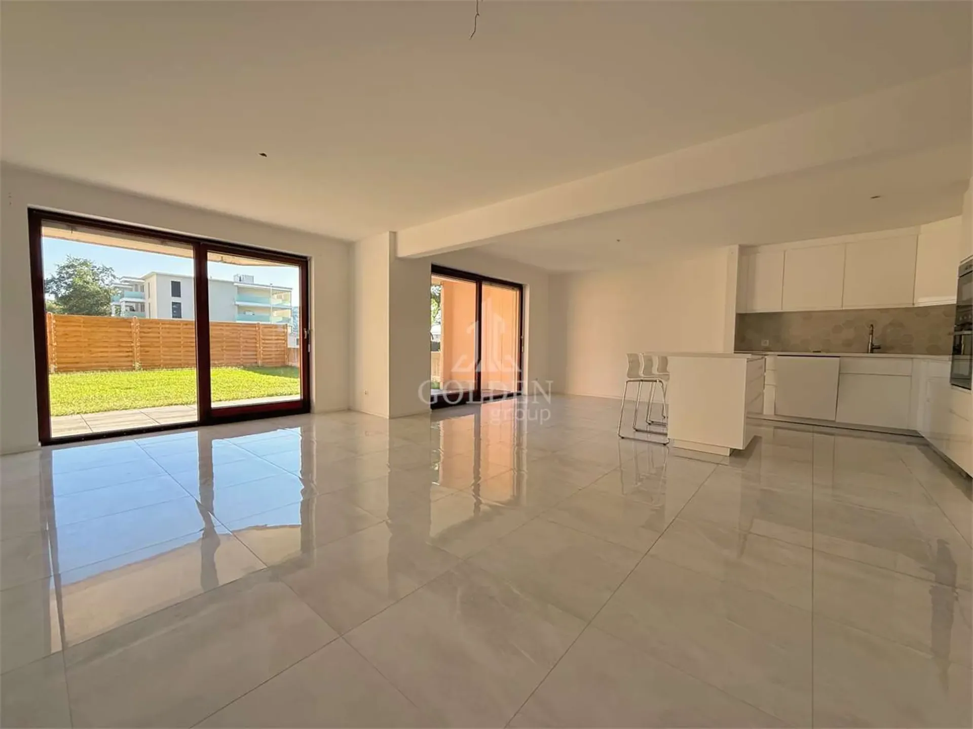 Appartement spacieux de 3.5 pièces avec jardin privé rénové