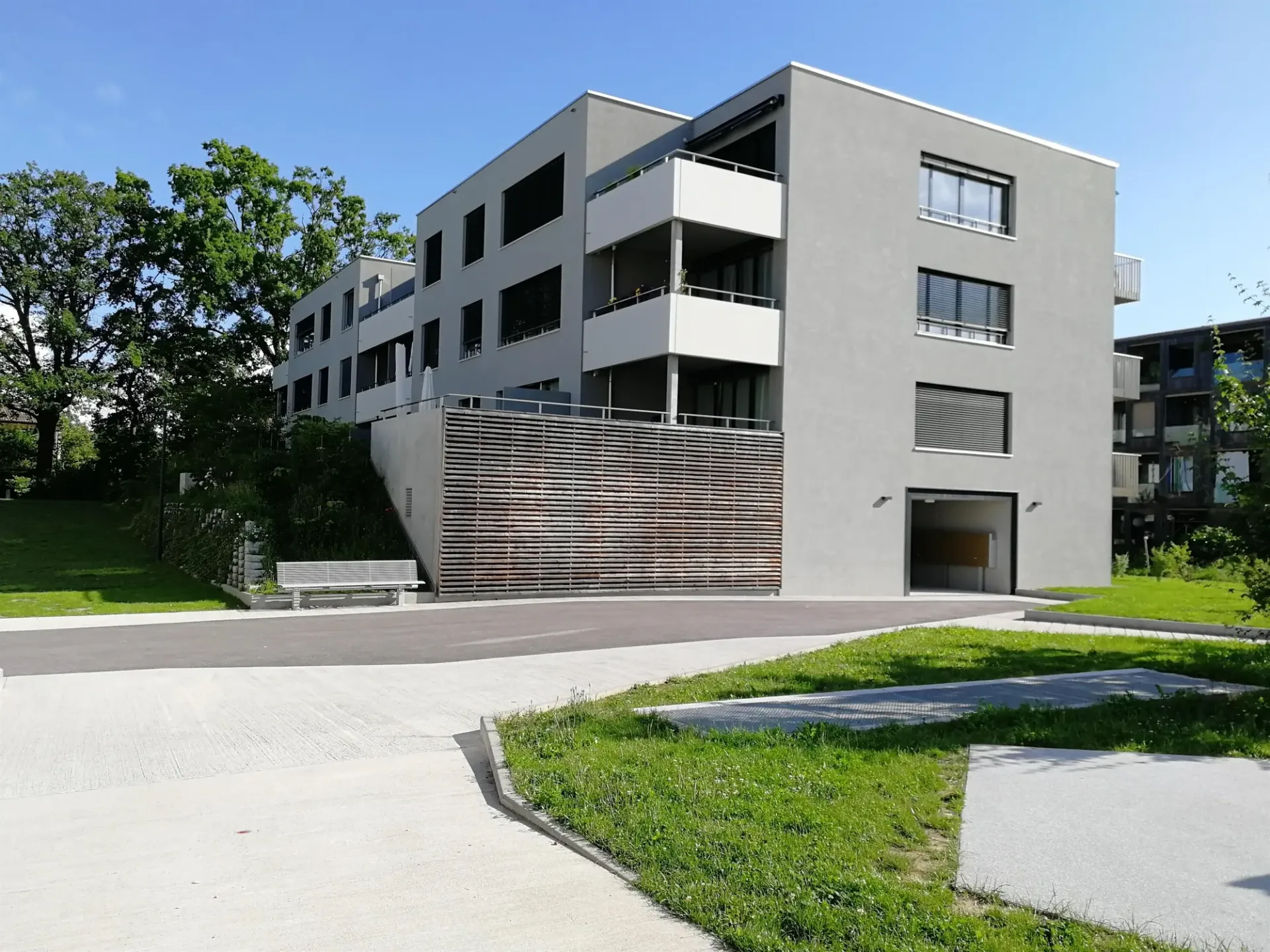 Eichenbourg - Innenparkplatz