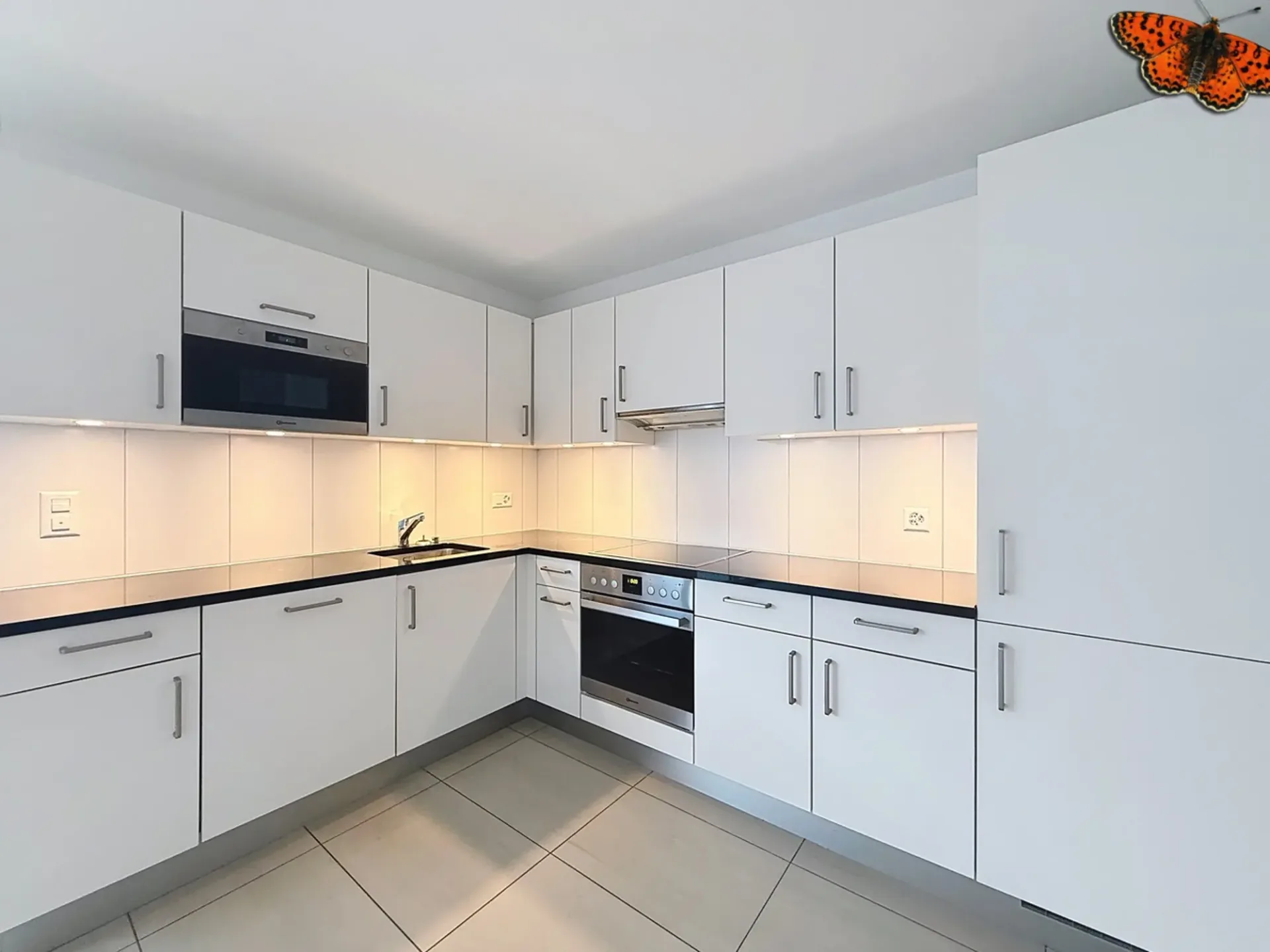2 ½ Zimmer - Mit einem Balkon!