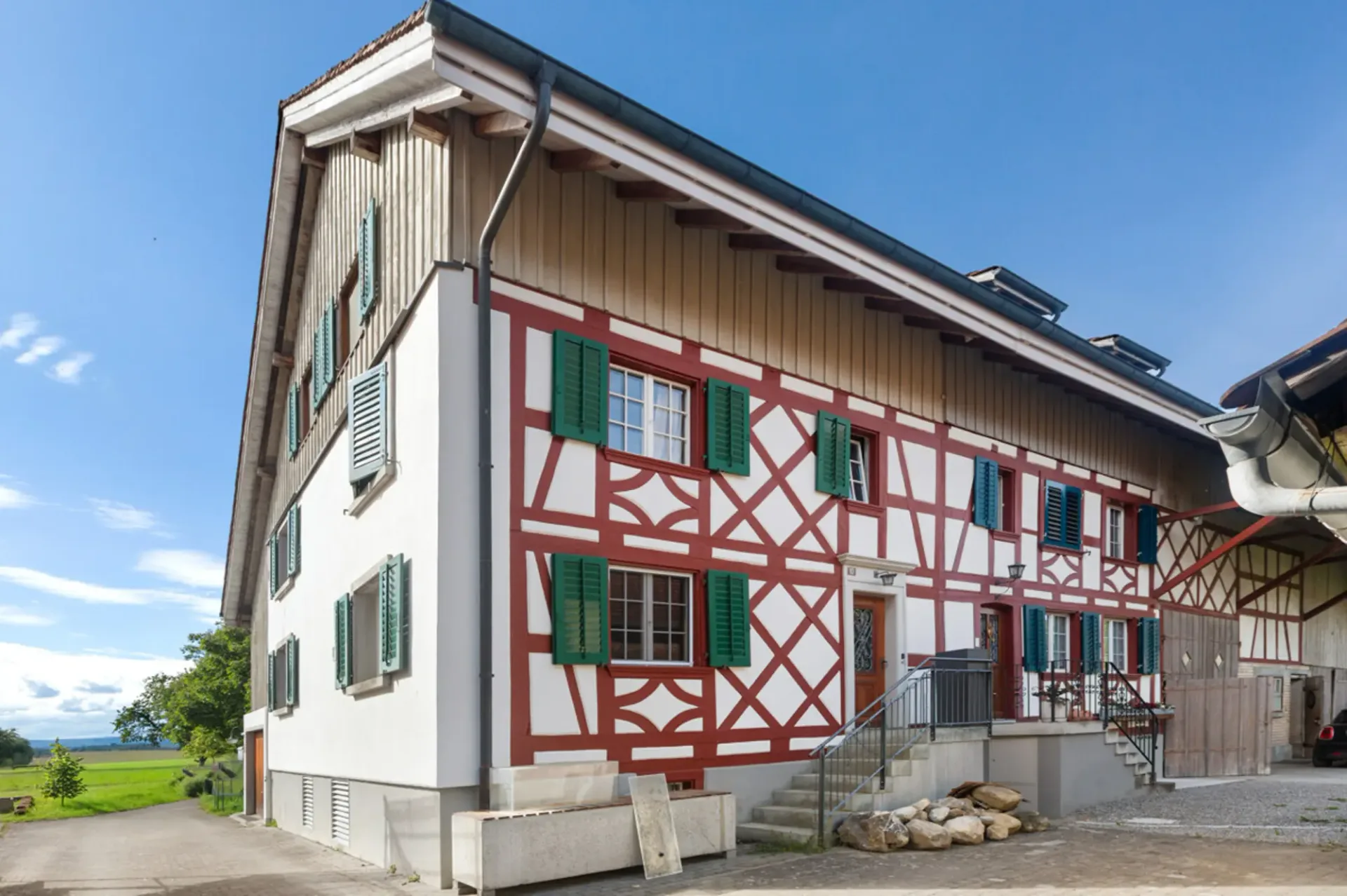 Authentisches Riegelhaus mit Gartenidylle