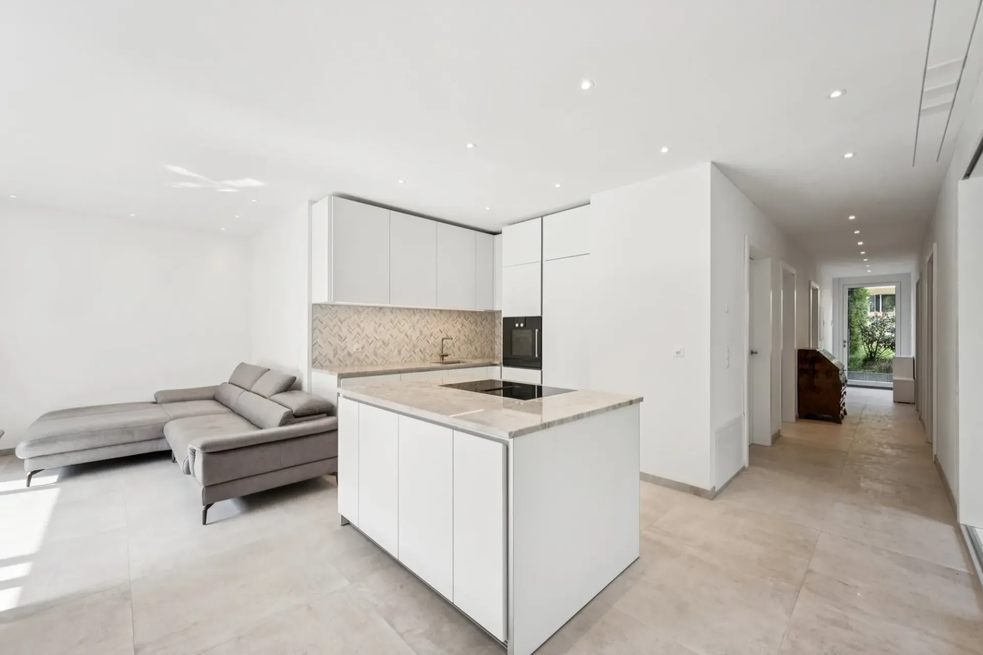 Elegante appartamento giardino di 4,5 locali a Riehen