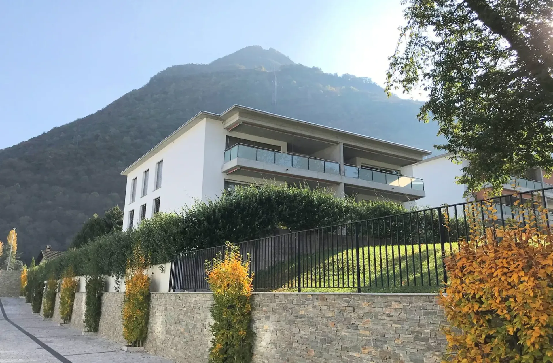 Geräumige Wohnung mit großer Terrasse in sehr ruhiger Lage