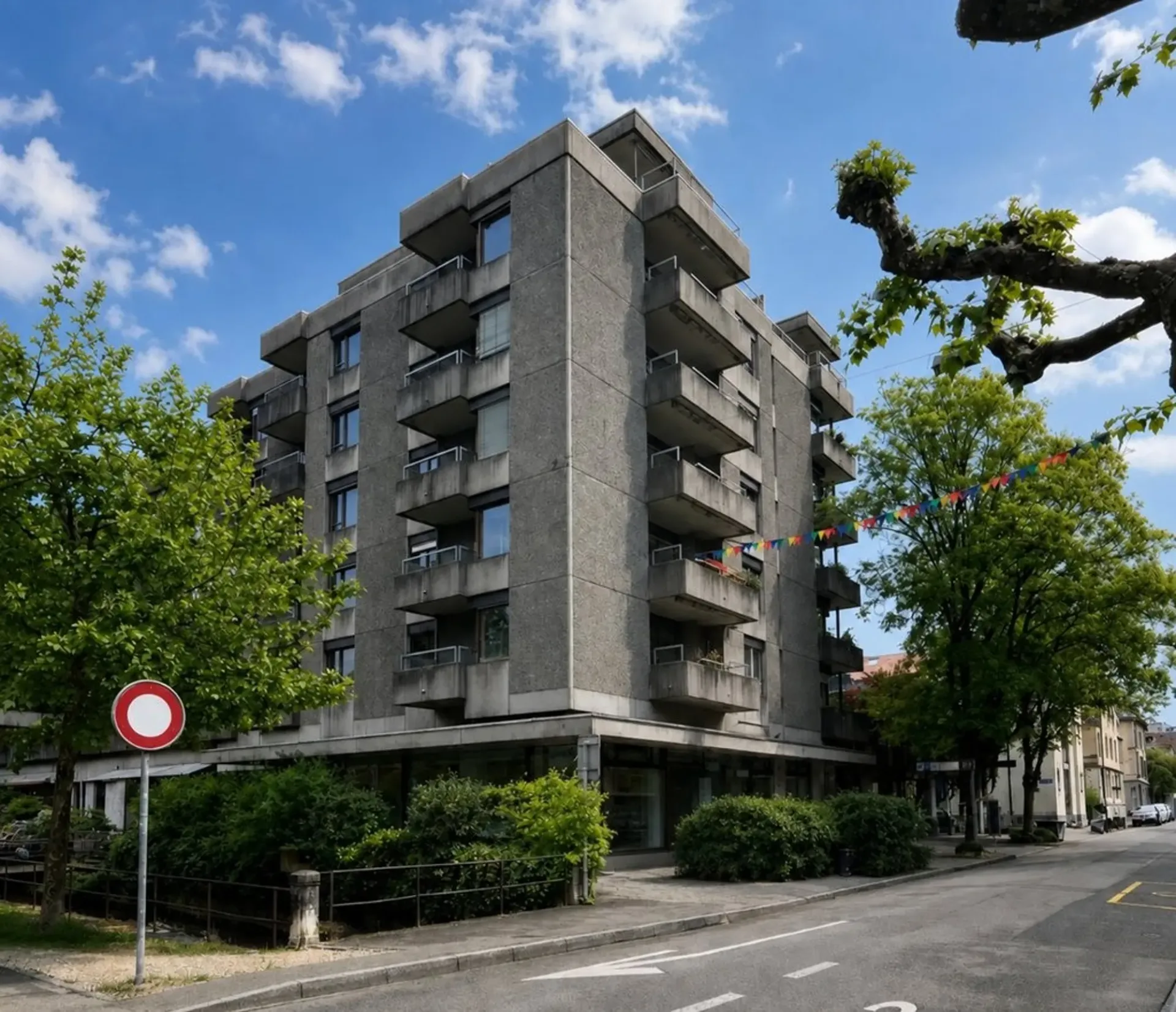 Appartement de 5.5pcs attique rénové à louer à Bienne
