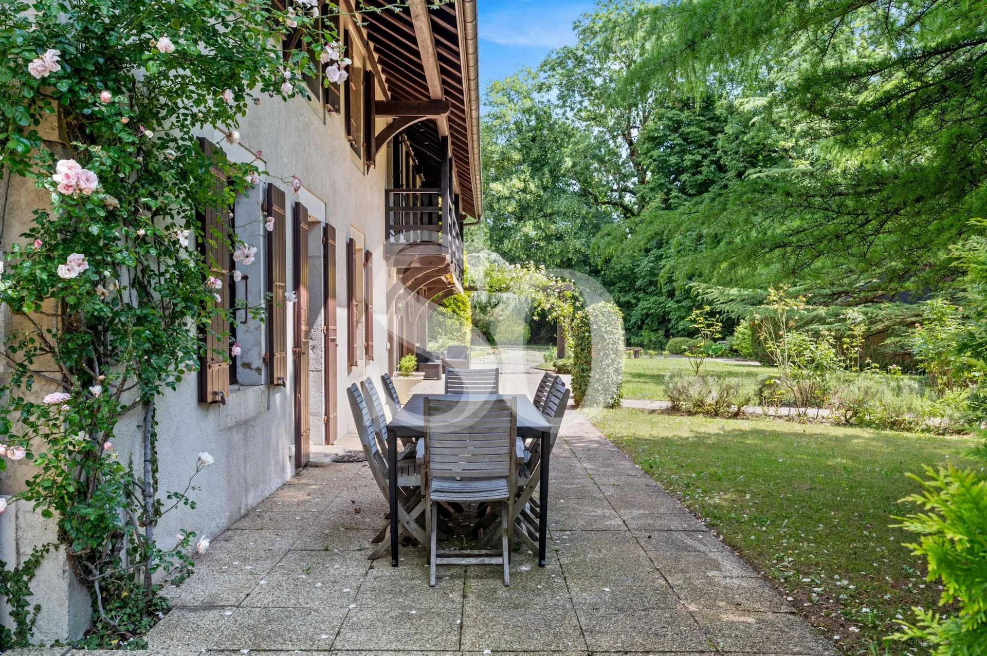 Schöne Villa mit Charme in Gingins