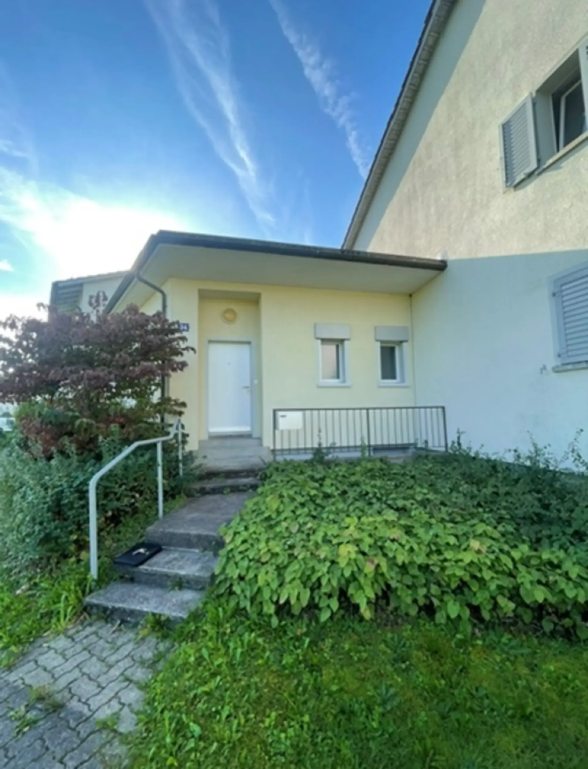 Gemütliche Atelier-Wohnung im Grünen zu vermieten - Befristet bis 31. März 2028
