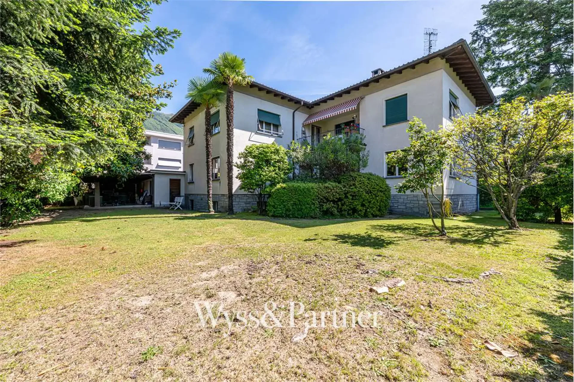 Investieren in Ascona: Baugrundstück in Wohngebiet