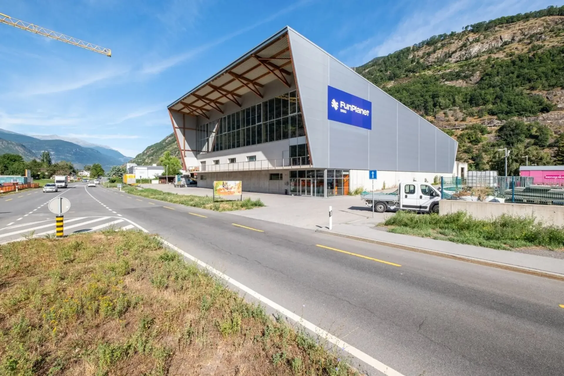 Große Freizeitfläche zur Miete - 4'601 m2 in Brig/Gamsen